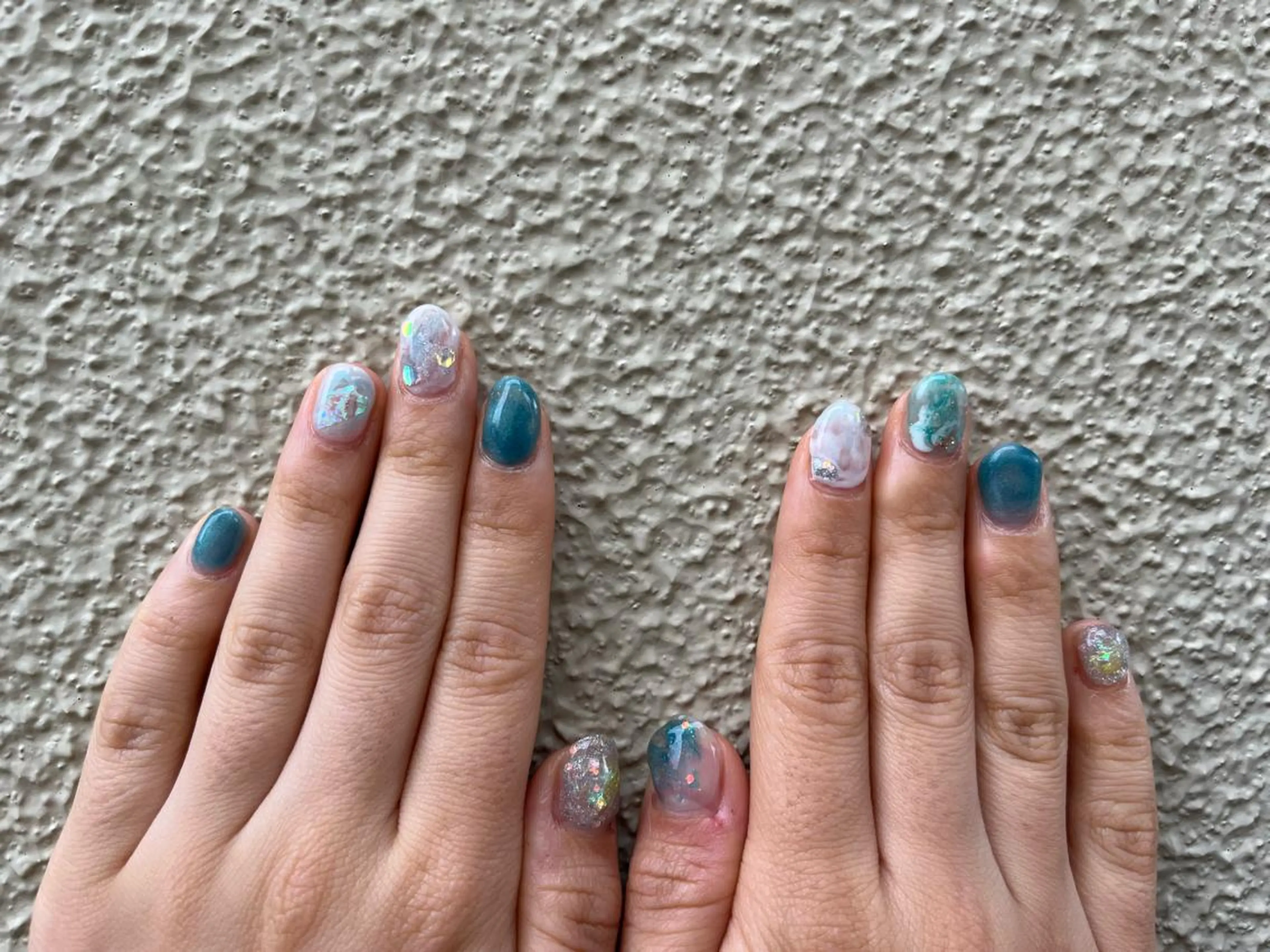 ネイル 夏ネイル THE BALM Noahのネイルデザイン