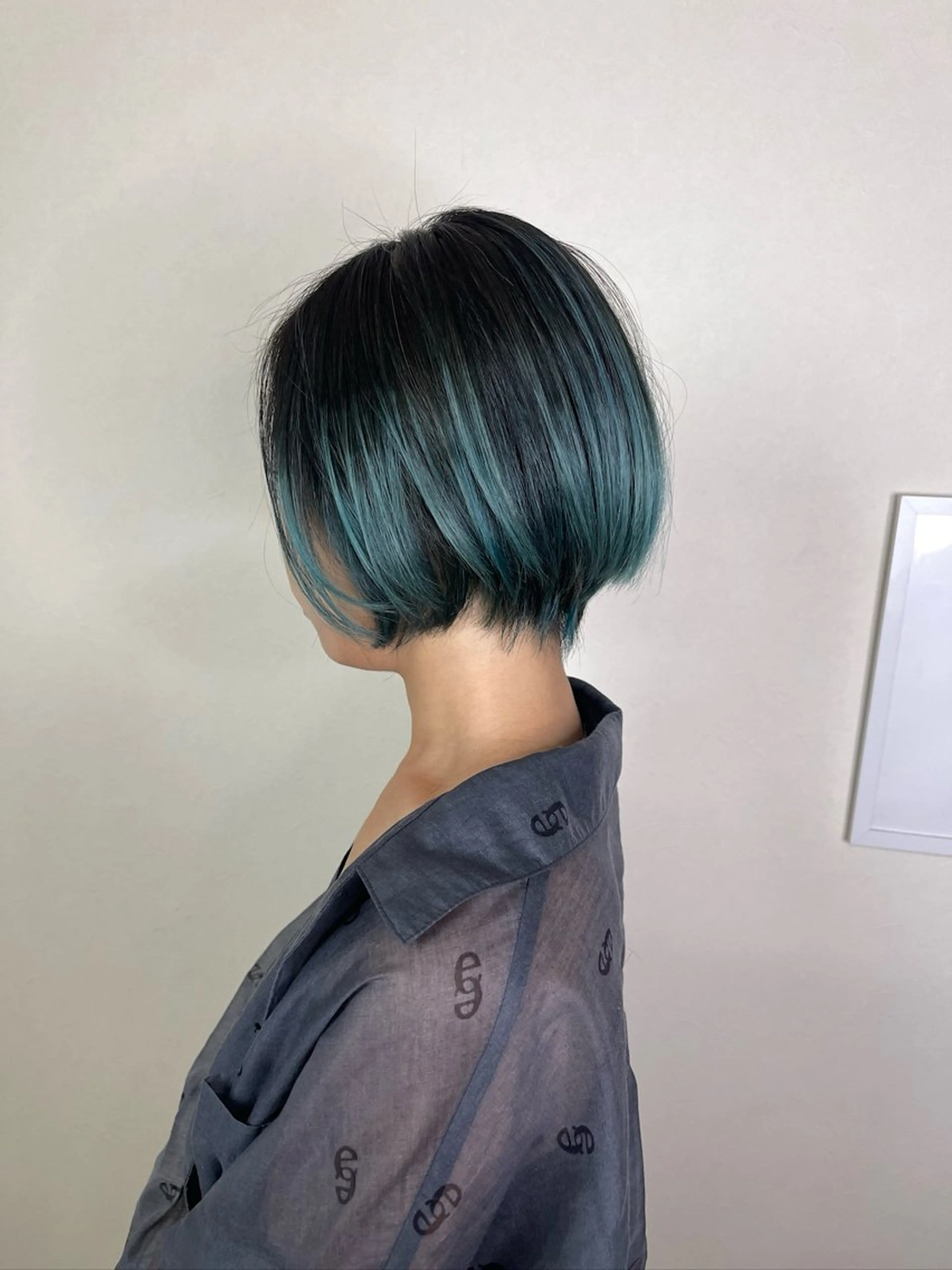 ショート カラー ミント ミントグリーン カット ヘアカラー トリートメント ハイライトカラー✨ グレージュ✨鎌倉光洋のヘアスタイル