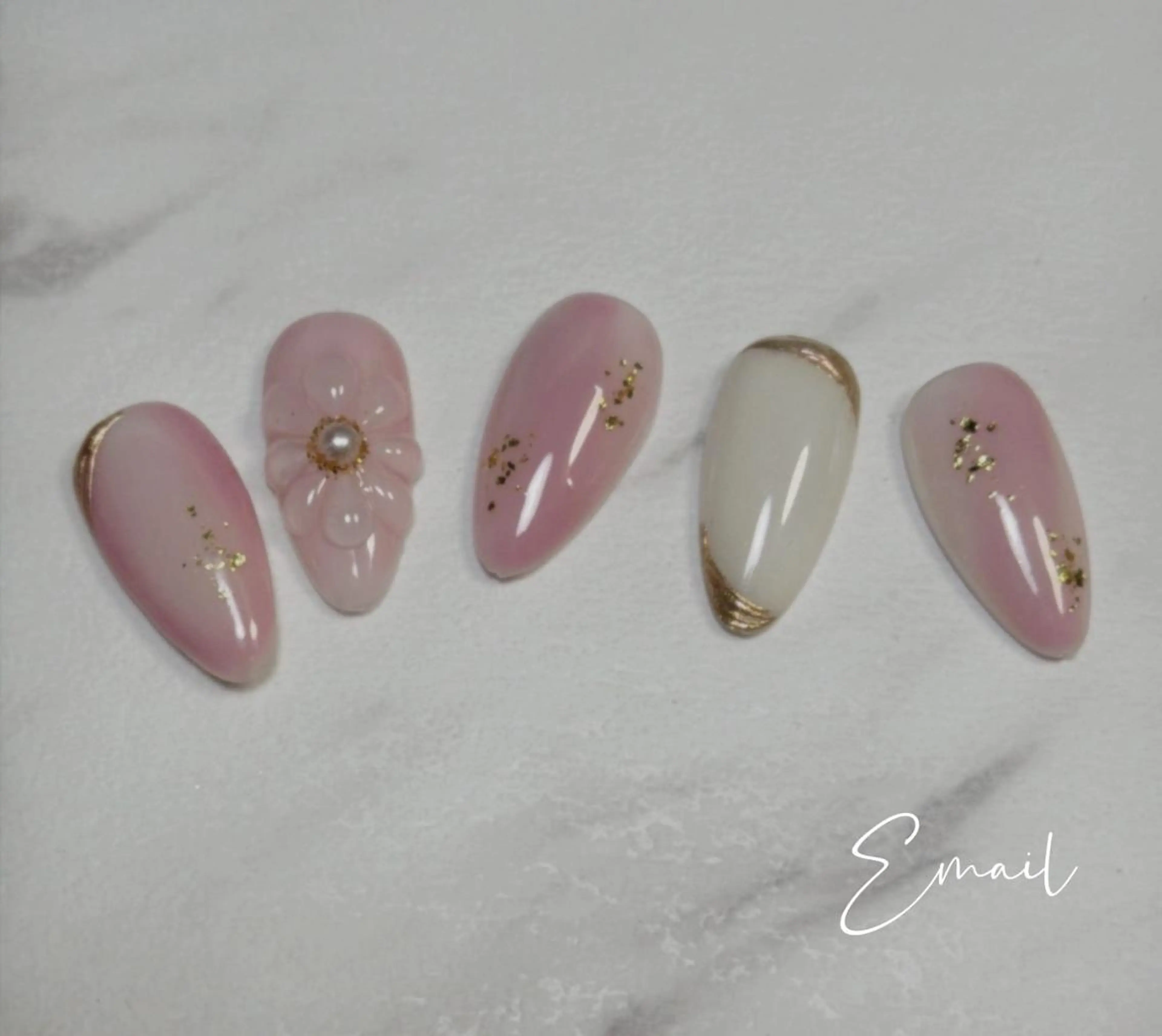 ネイル ハンドネイル 飯塚 みずきのネイルデザイン