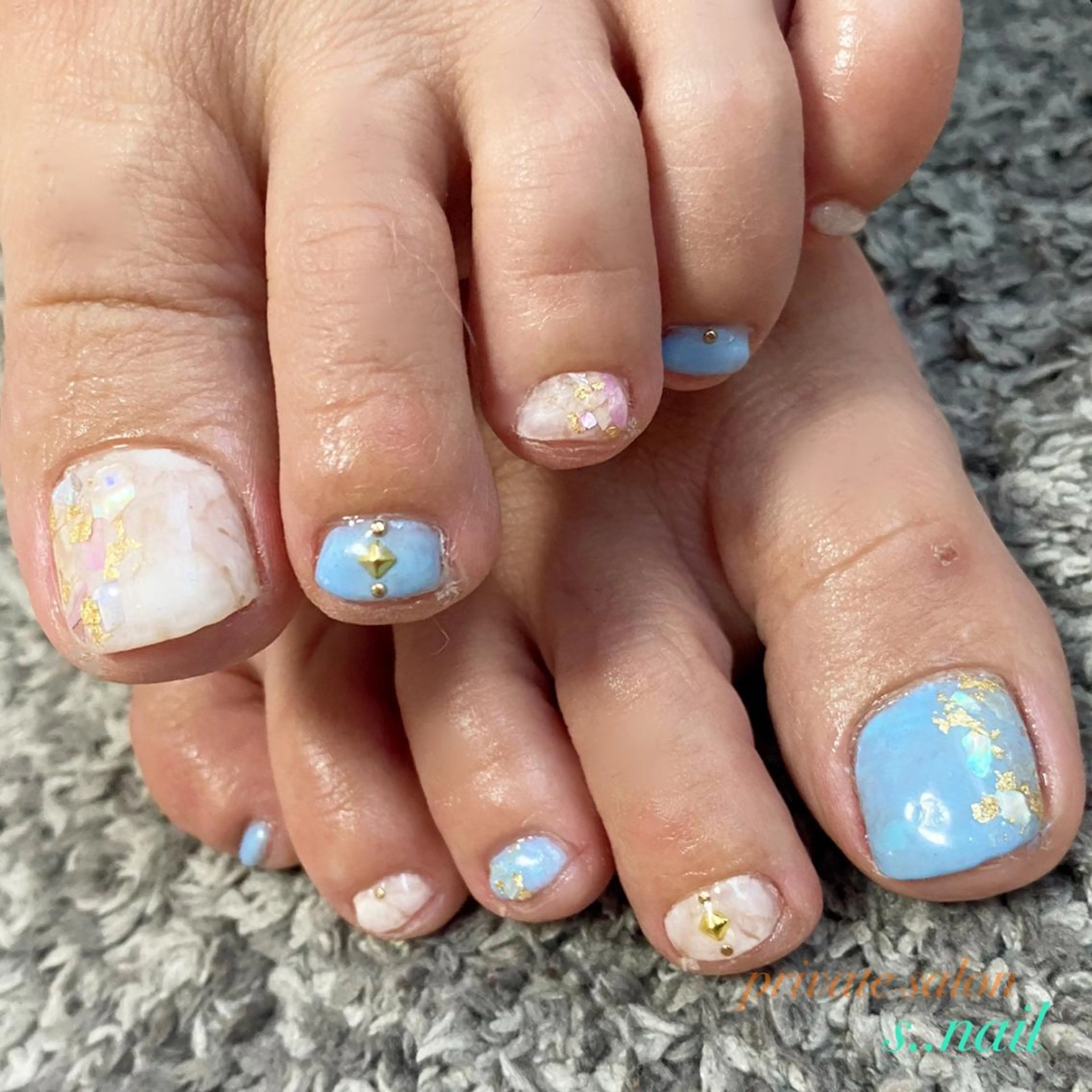 ネイル フットネイル おそろいネイル ハンドネイル フットネイル s..nail / MORITAのネイルデザイン