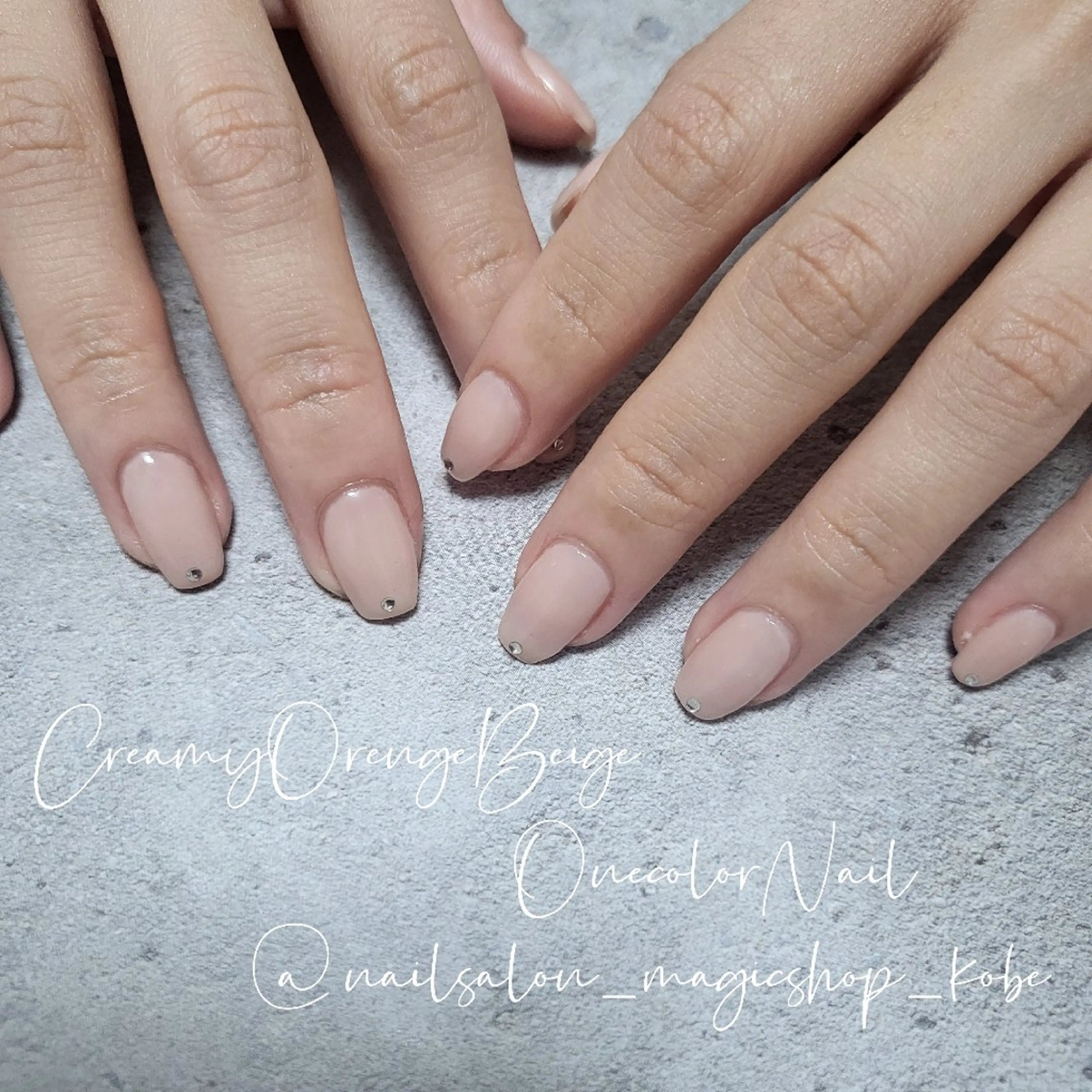 ネイル ジェルネイル ワンカラーネイル オレンジ ピンク ソフトジェル ハンドネイル Nailsalon MagicShopのネイルデザイン