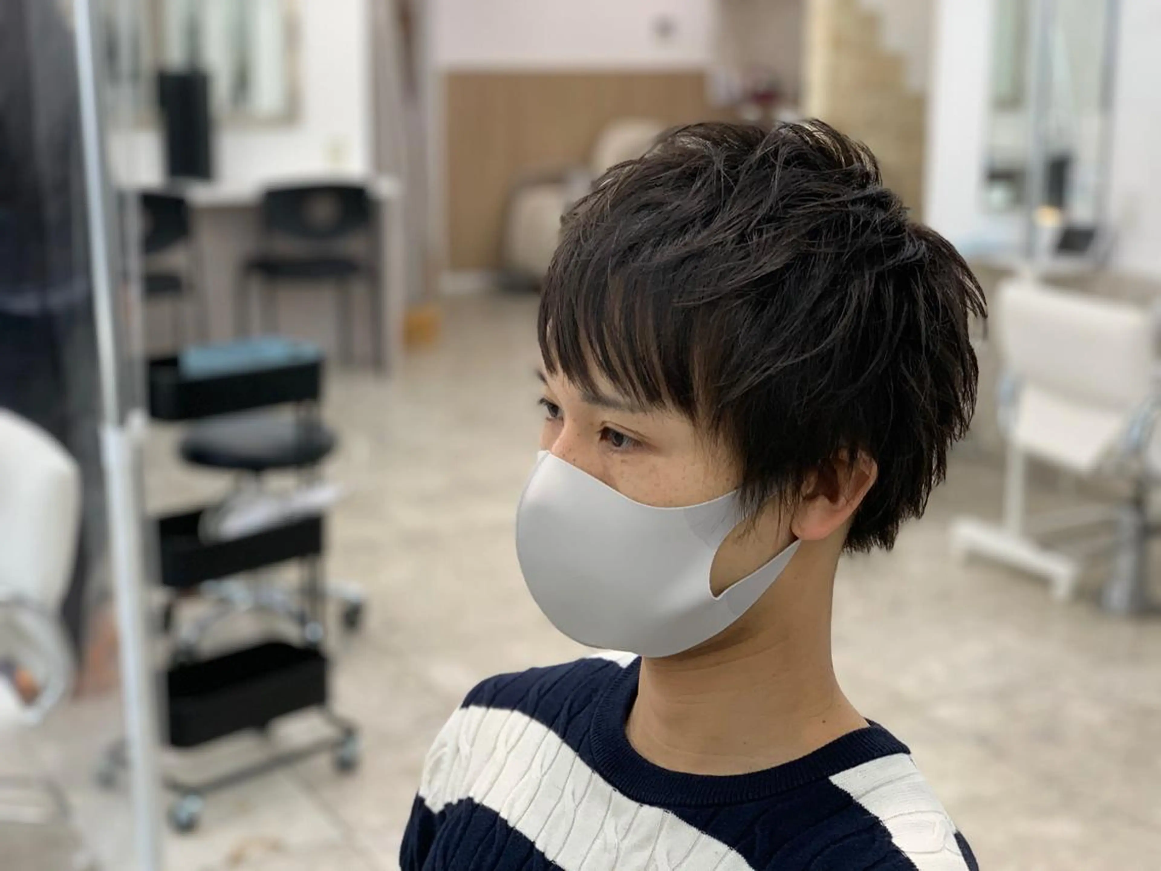 ショート メンズ ハイライト&曲がる 縮毛矯正特化 玉置のヘアスタイル