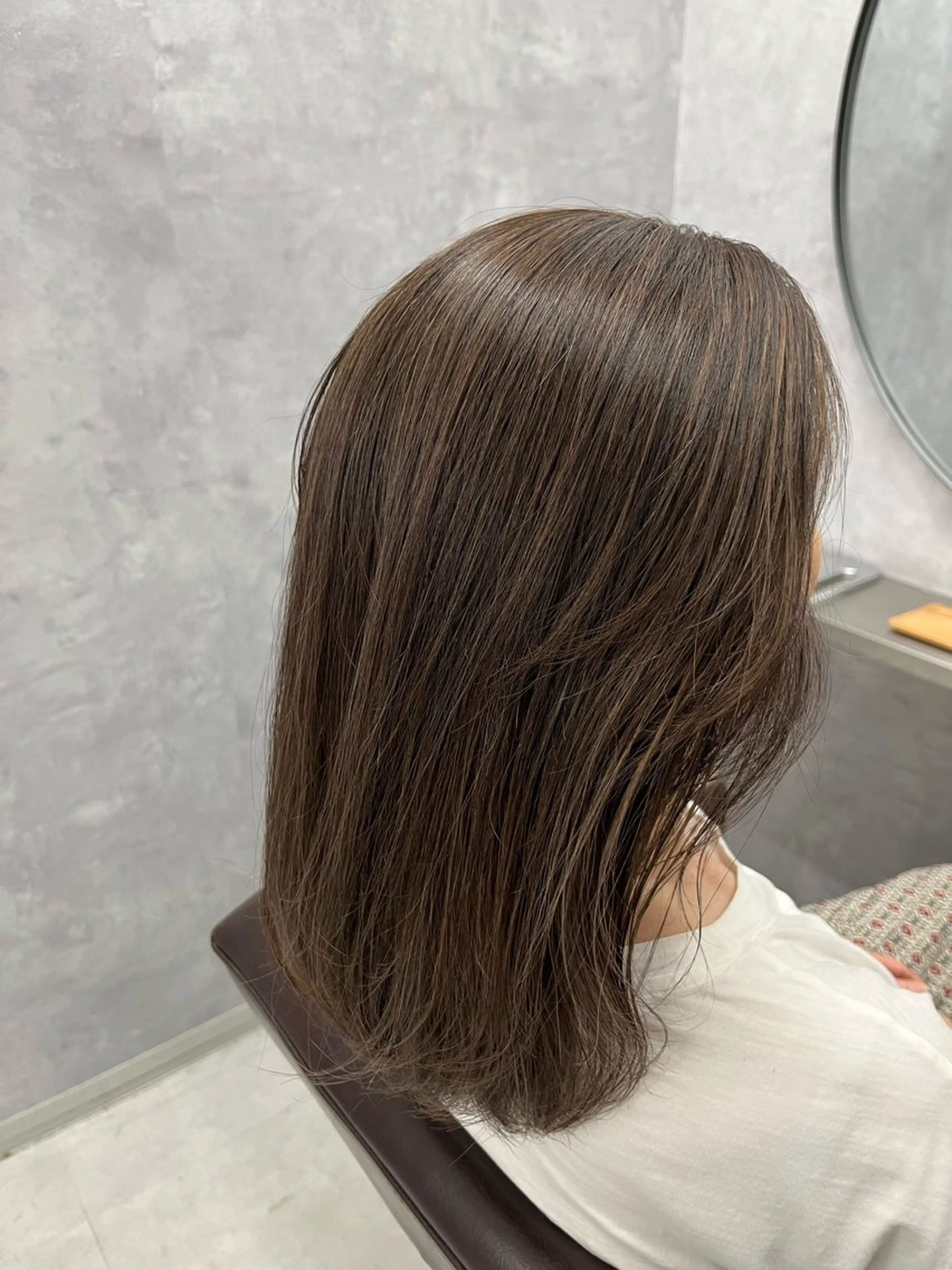 ミディアム カラー ハイライトカラー ハイライト yuri🌼 NUMBER 天王寺のヘアスタイル