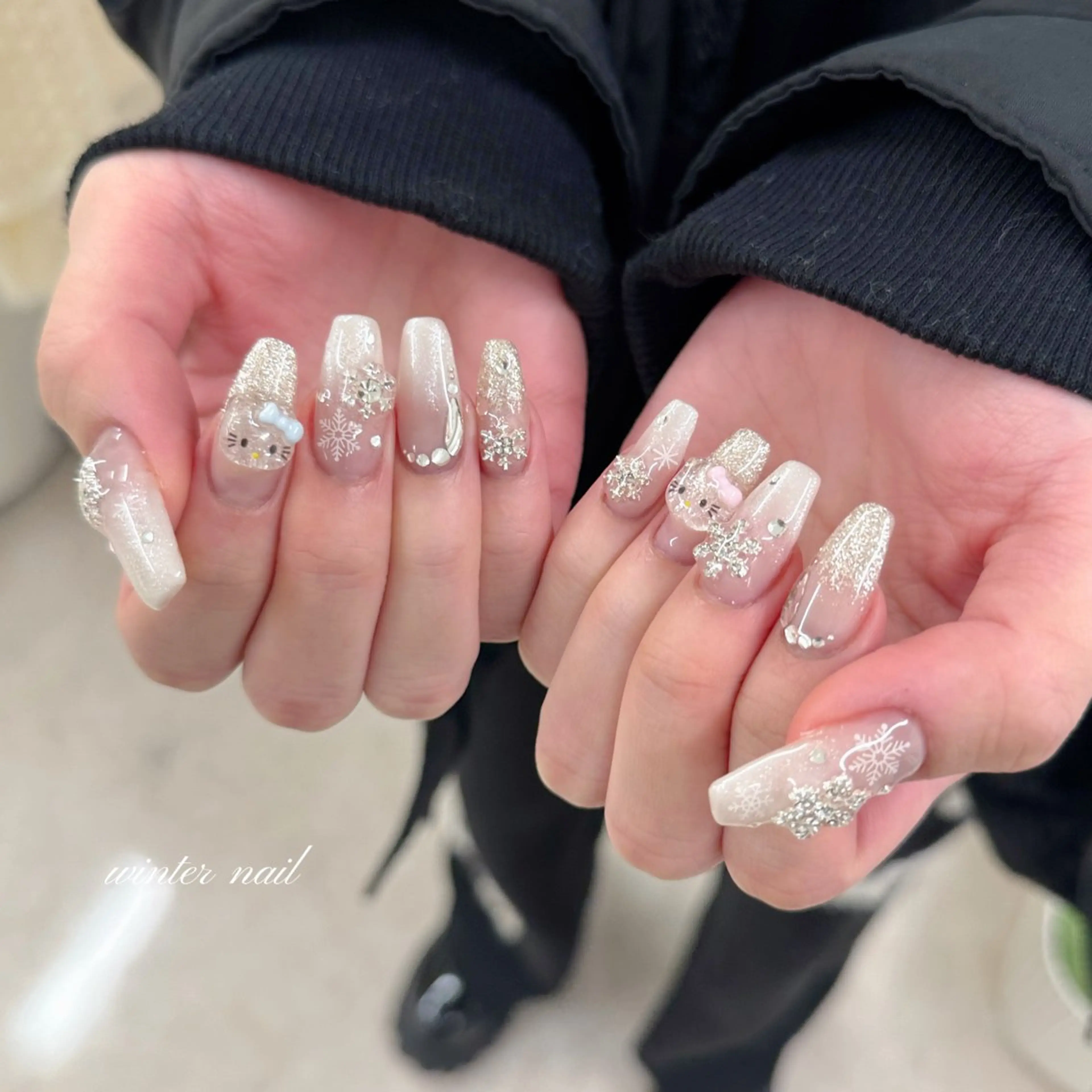 ネイル ハンドネイル UnFLAIR 麻布十番店🧸NAOのネイルデザイン