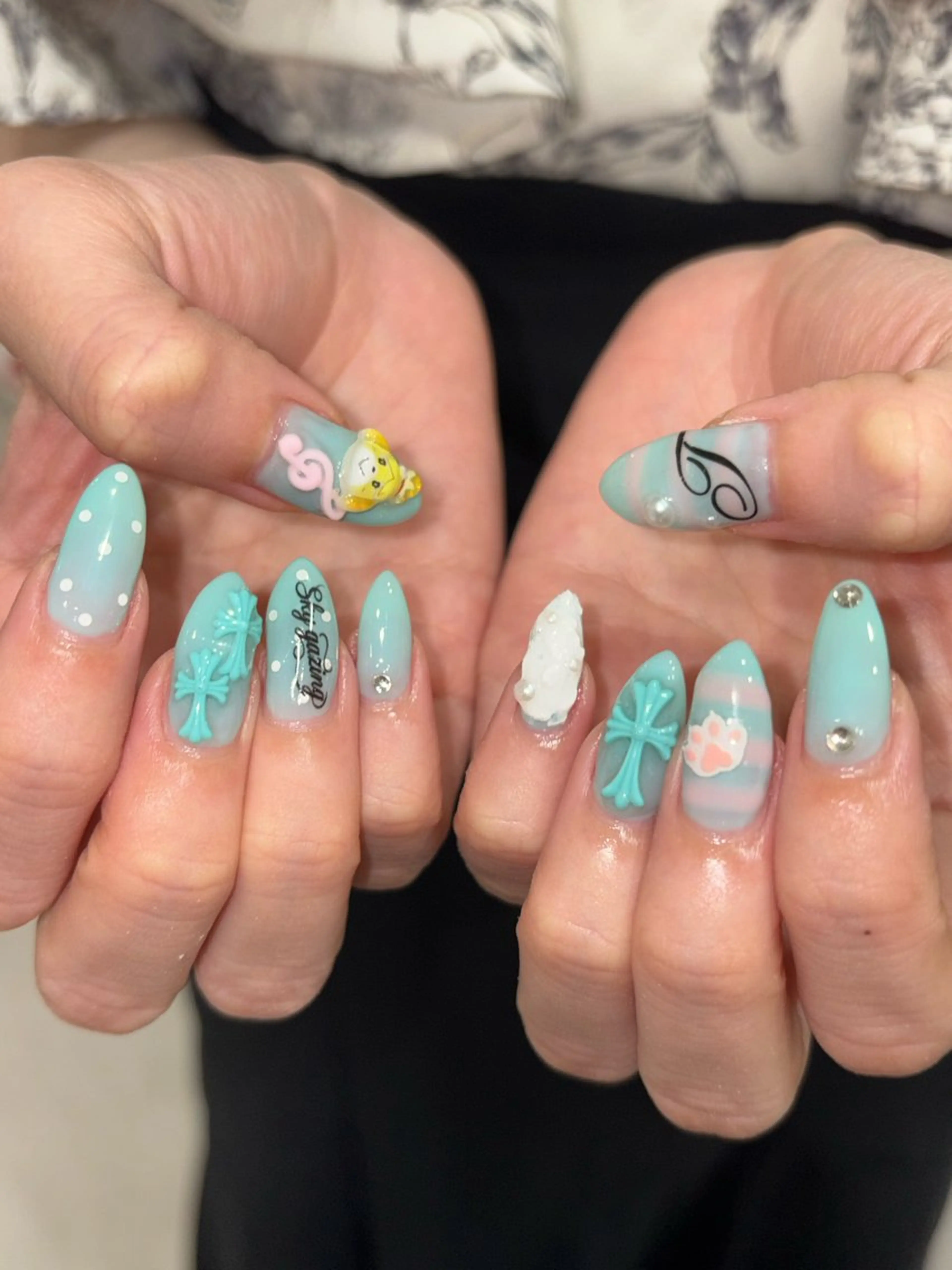 ネイル ハンドネイル rn__ nailのネイルデザイン