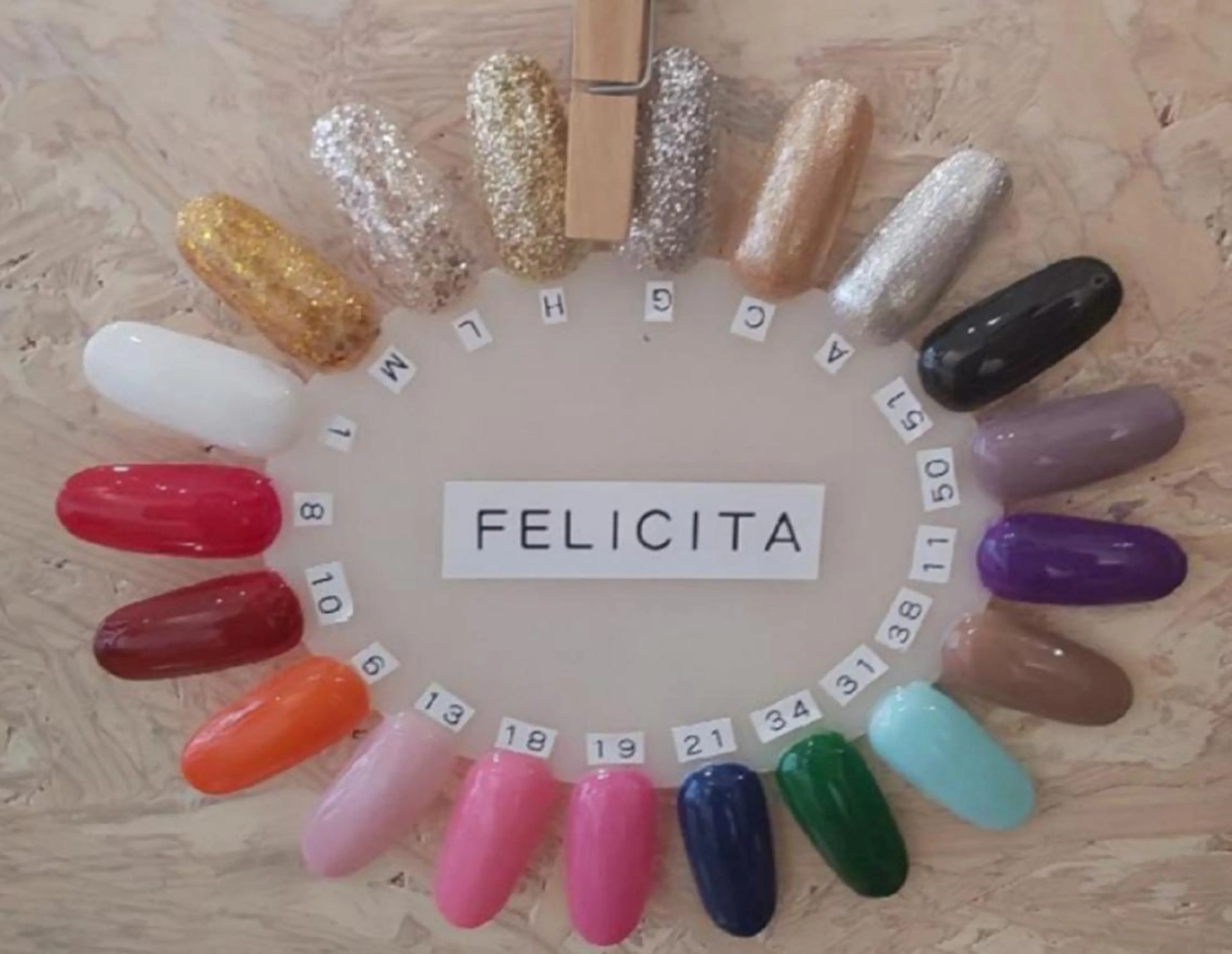 ネイル ハンドネイル felicita fumi🩷のネイルデザイン