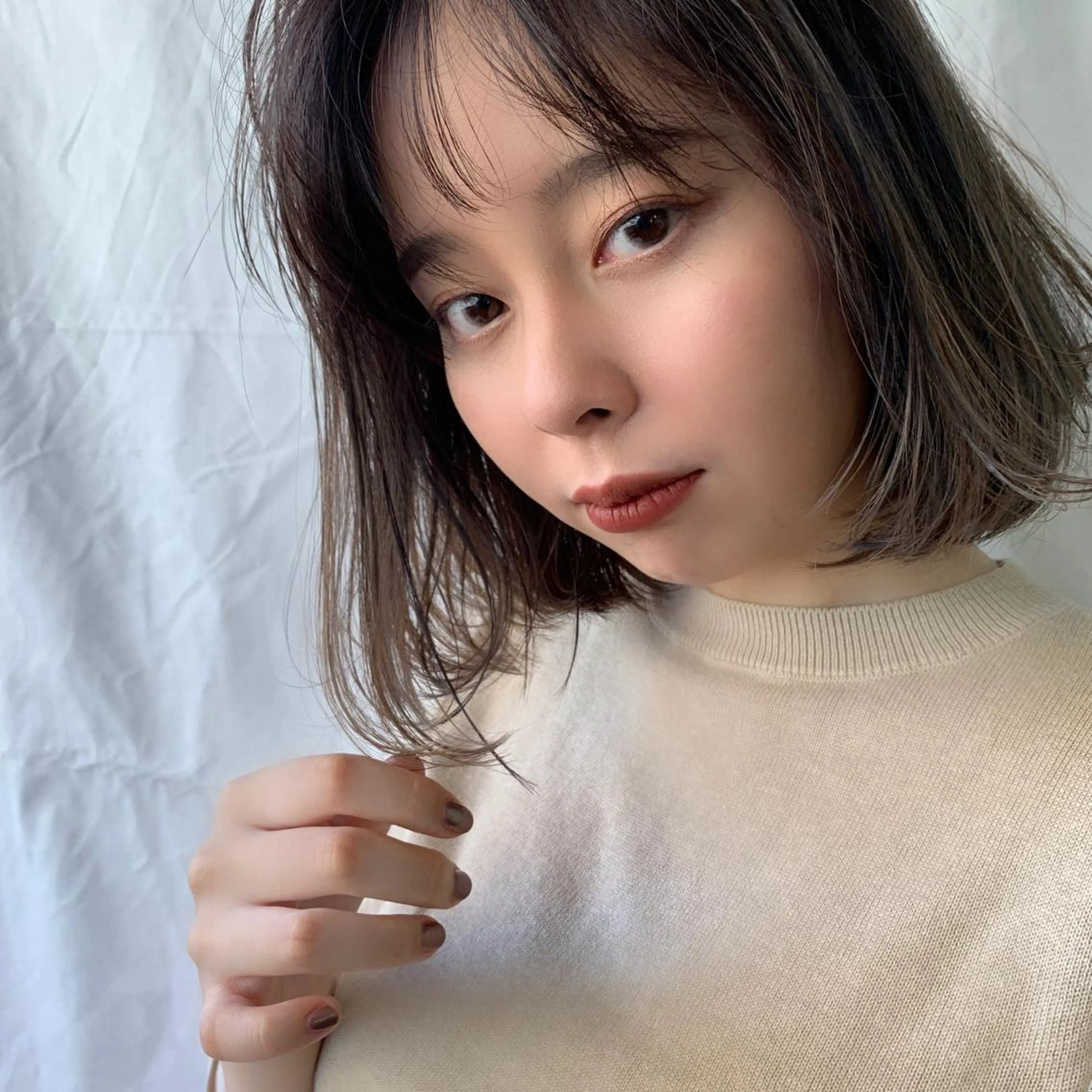 ショート カラー バレイヤージュ ブリーチ ケアブリーチ レイヤーカット 薬院:今泉/上川美幸 ボブ/顔周りレイヤーのヘアスタイル