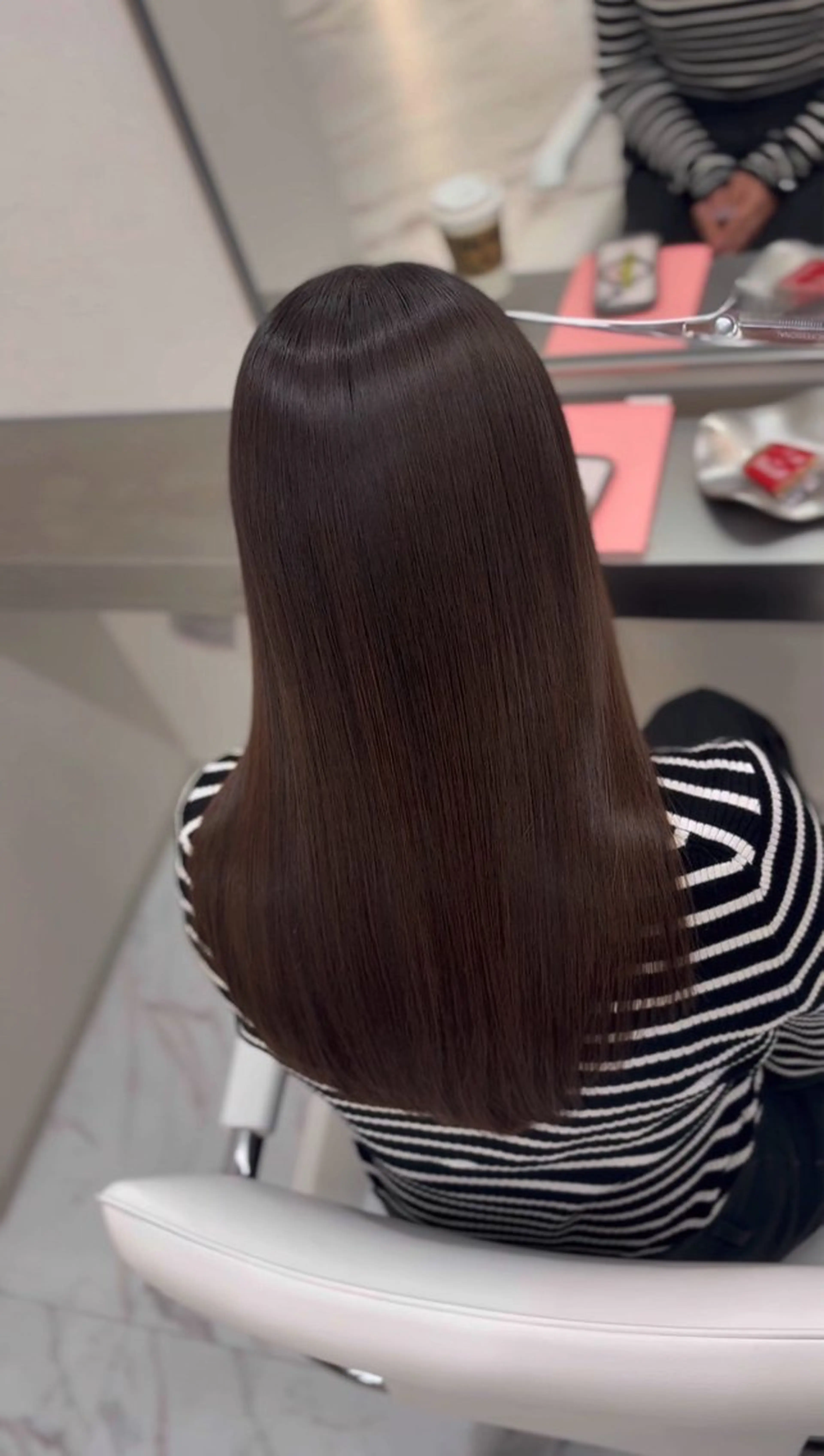 セミロング カット ヘアカラー 縮毛矯正 トリートメント 🌫️縮毛矯正/髪質 改善/ゆずる🌫️のヘアスタイル