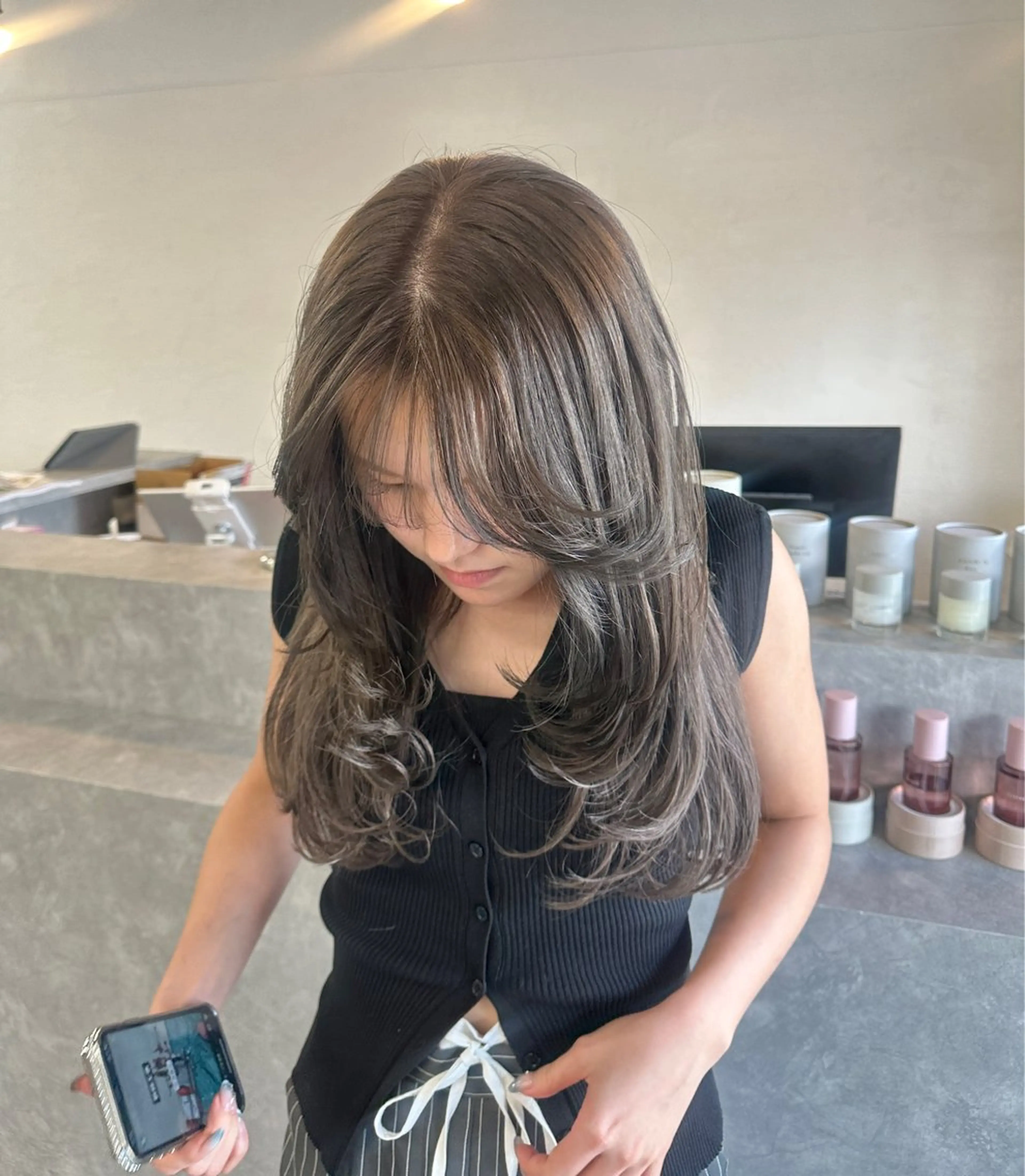 トレンドカラー＋カットの写真