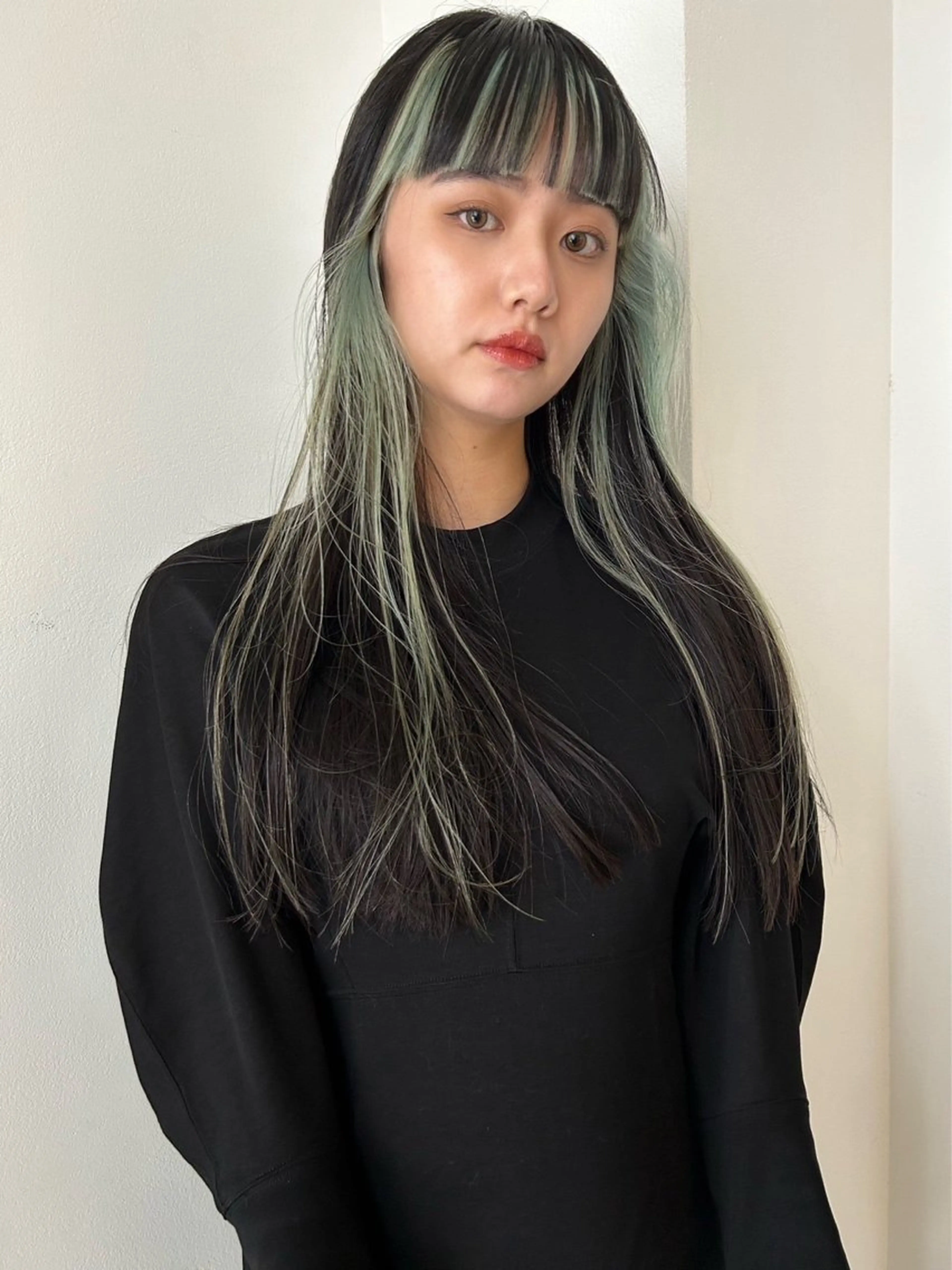 ロング カラー ブリーチ ケアブリーチ デザインカラー インナーカラー HIBIKI/原宿 ハッシュカット🪄のヘアスタイル