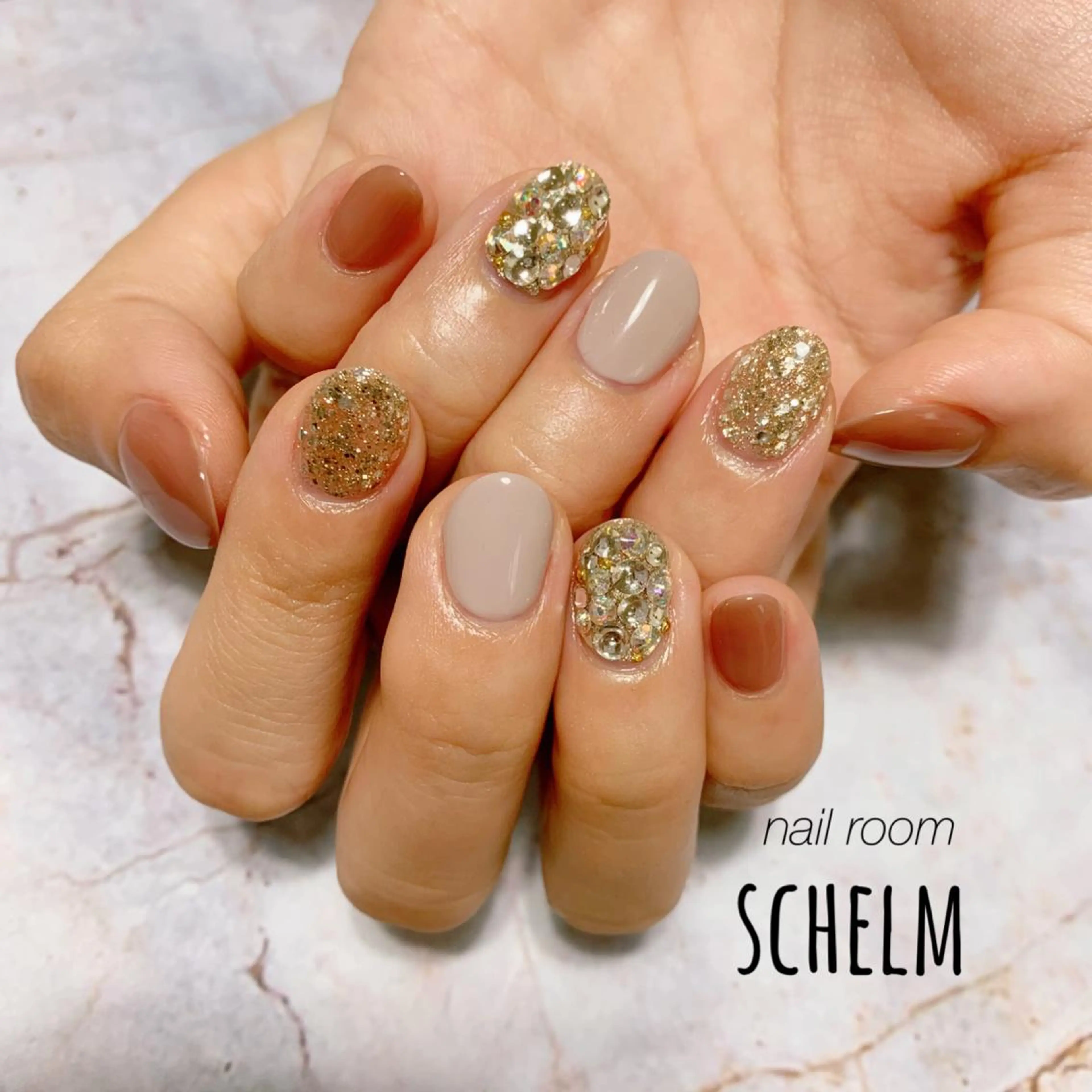ネイル ハンドネイル nail room シュレムのネイルデザイン