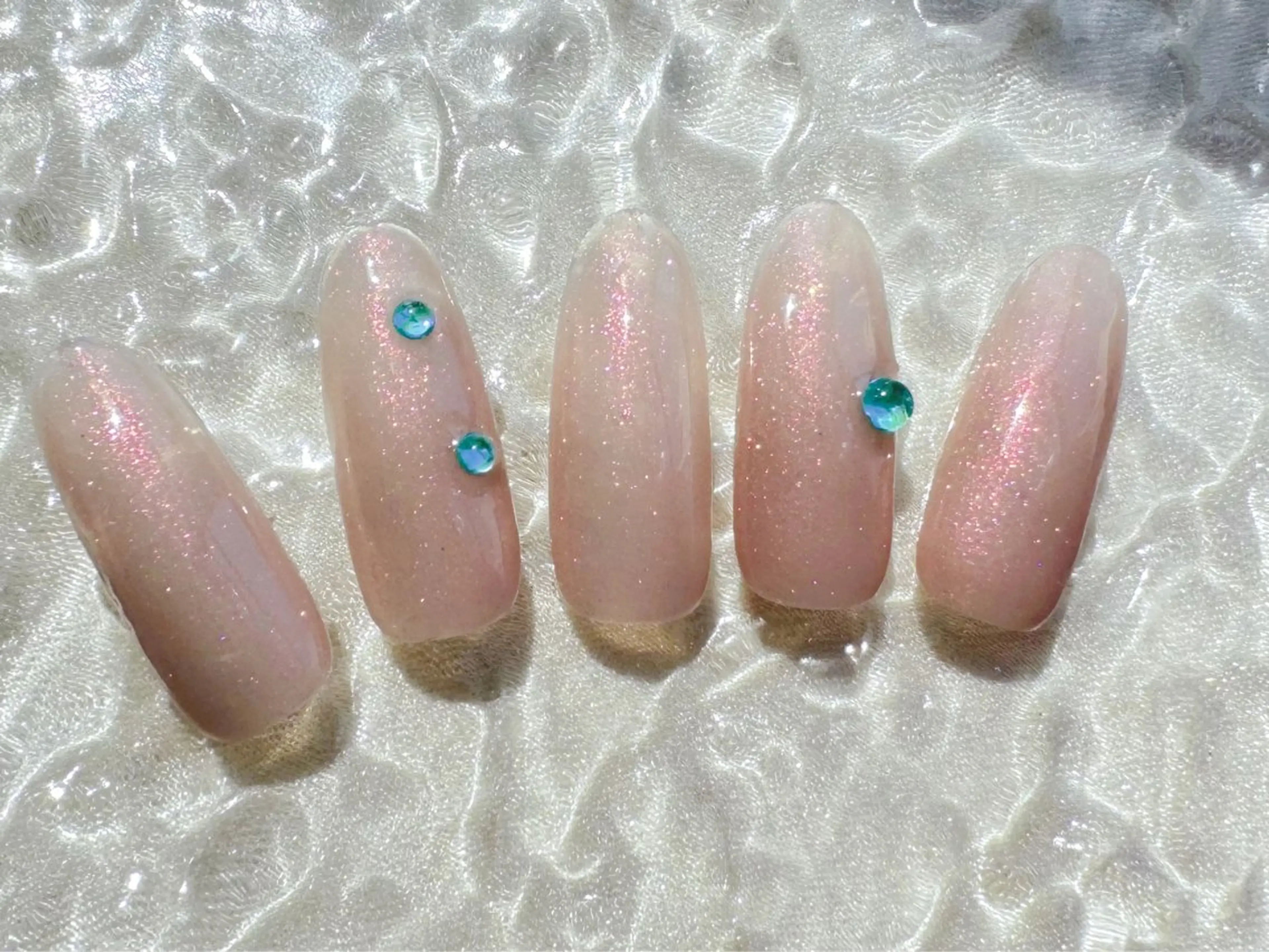 ネイル ハンドネイル マジック ミラーのネイルデザイン