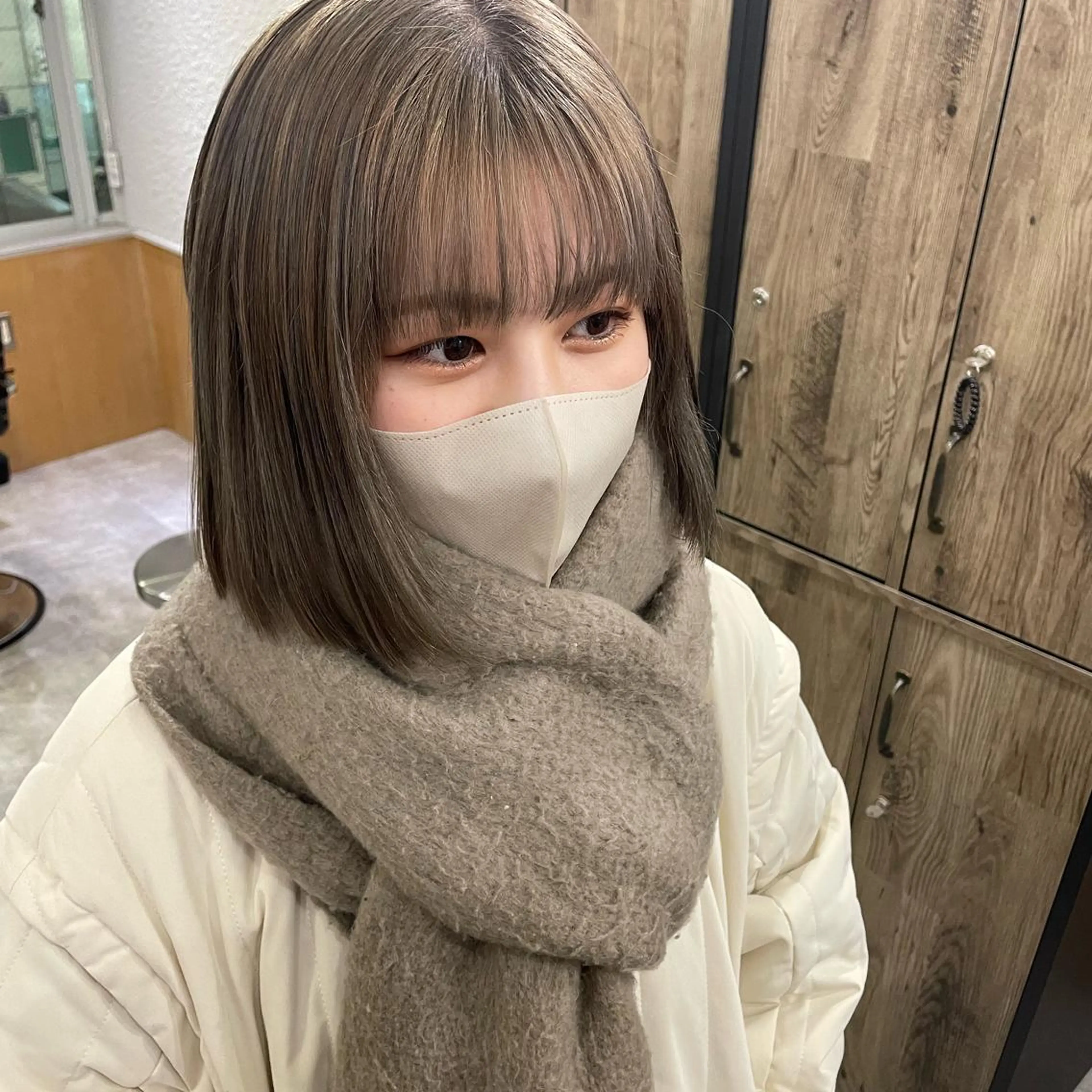 ミディアム カラー ハイトーンカラー ボブ yui/ layer cutのヘアスタイル