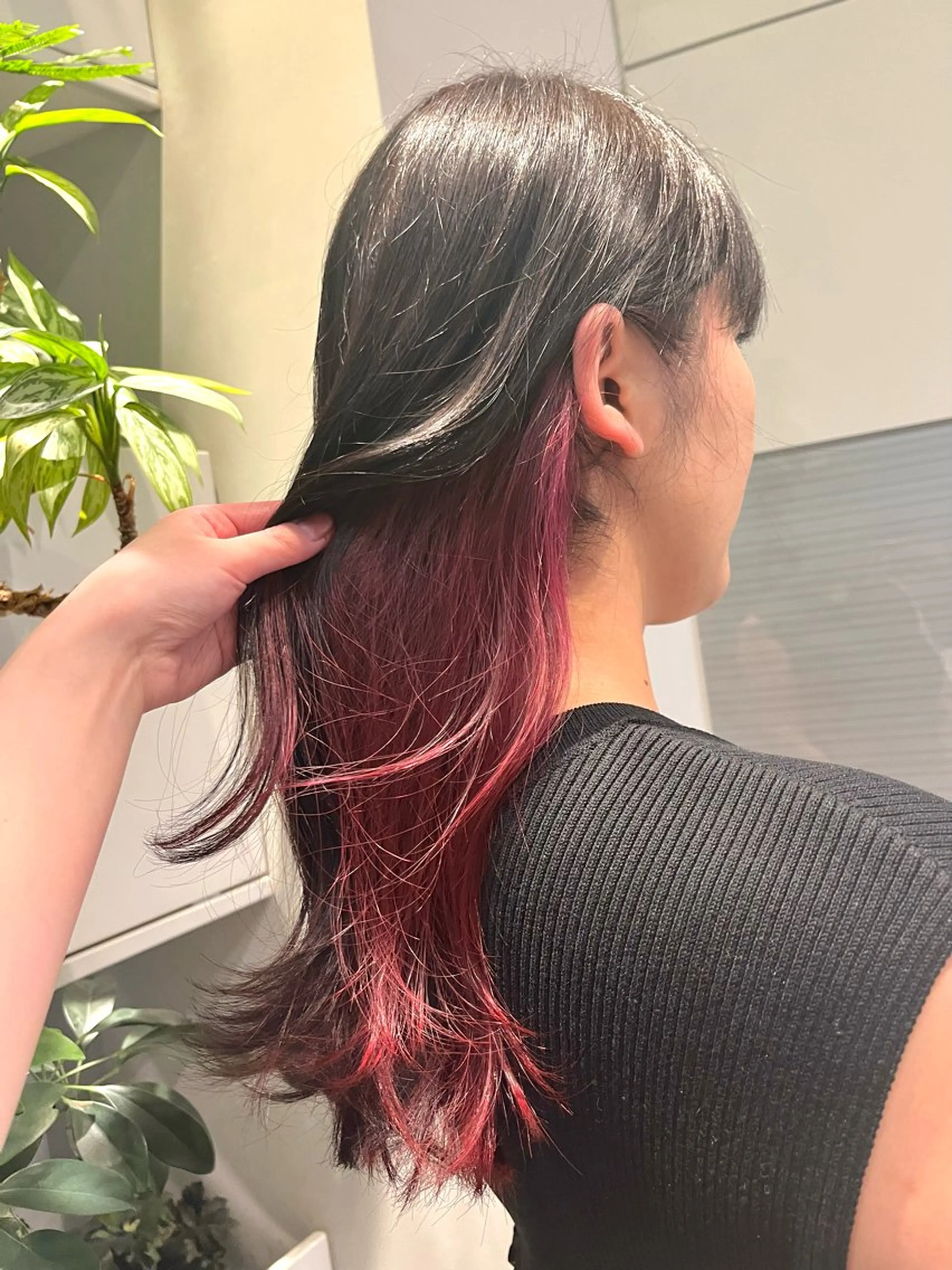 ロング カラー ブリーチ ピンクカラー くさかみさき🌼暖色 /耳つぼ/オタク🌼のヘアスタイル