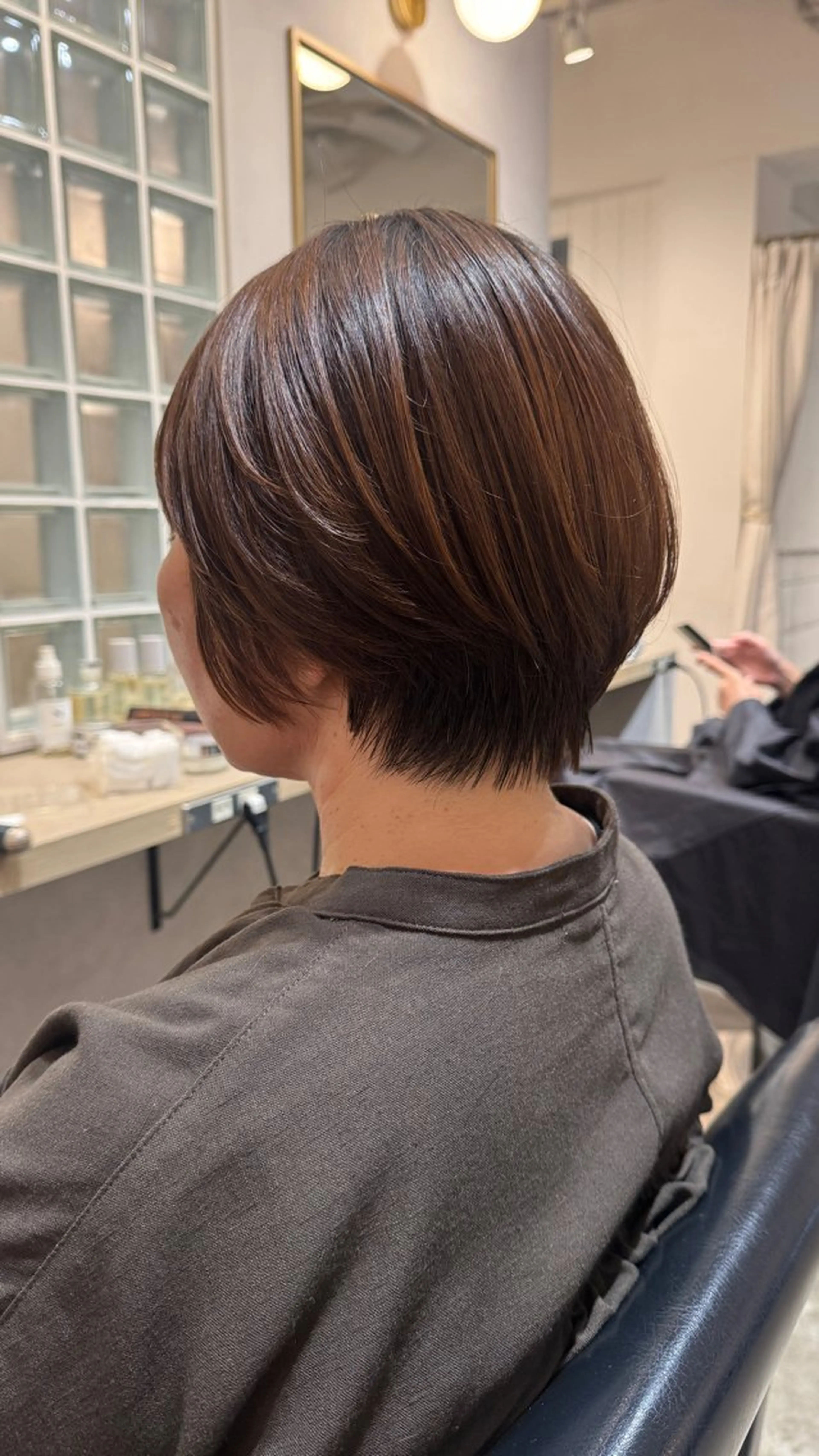 ショート 伊藤 まみのヘアスタイル