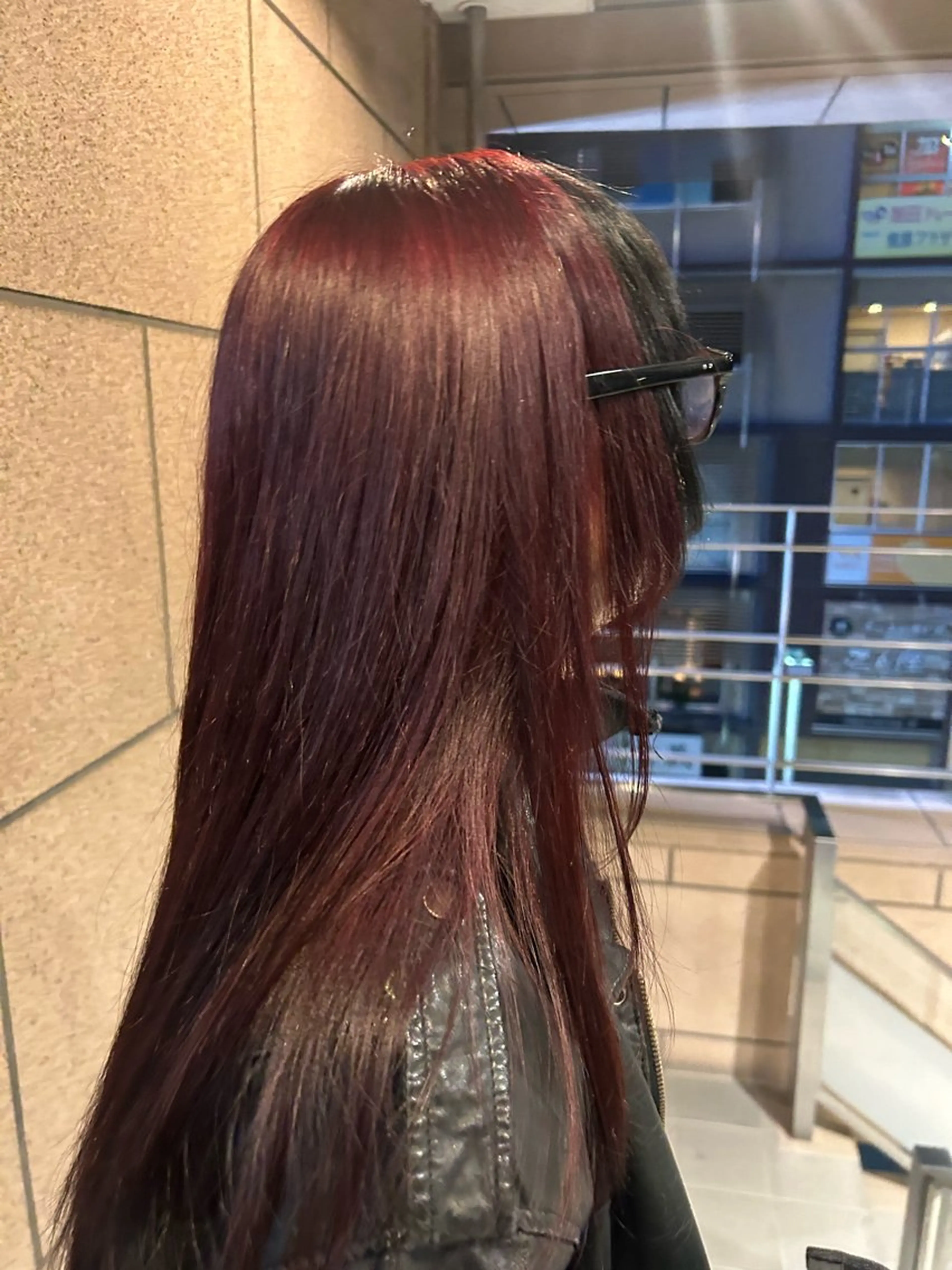 ロング カラー 峯崎響乃 ツヤ髪透明感カラーのヘアスタイル