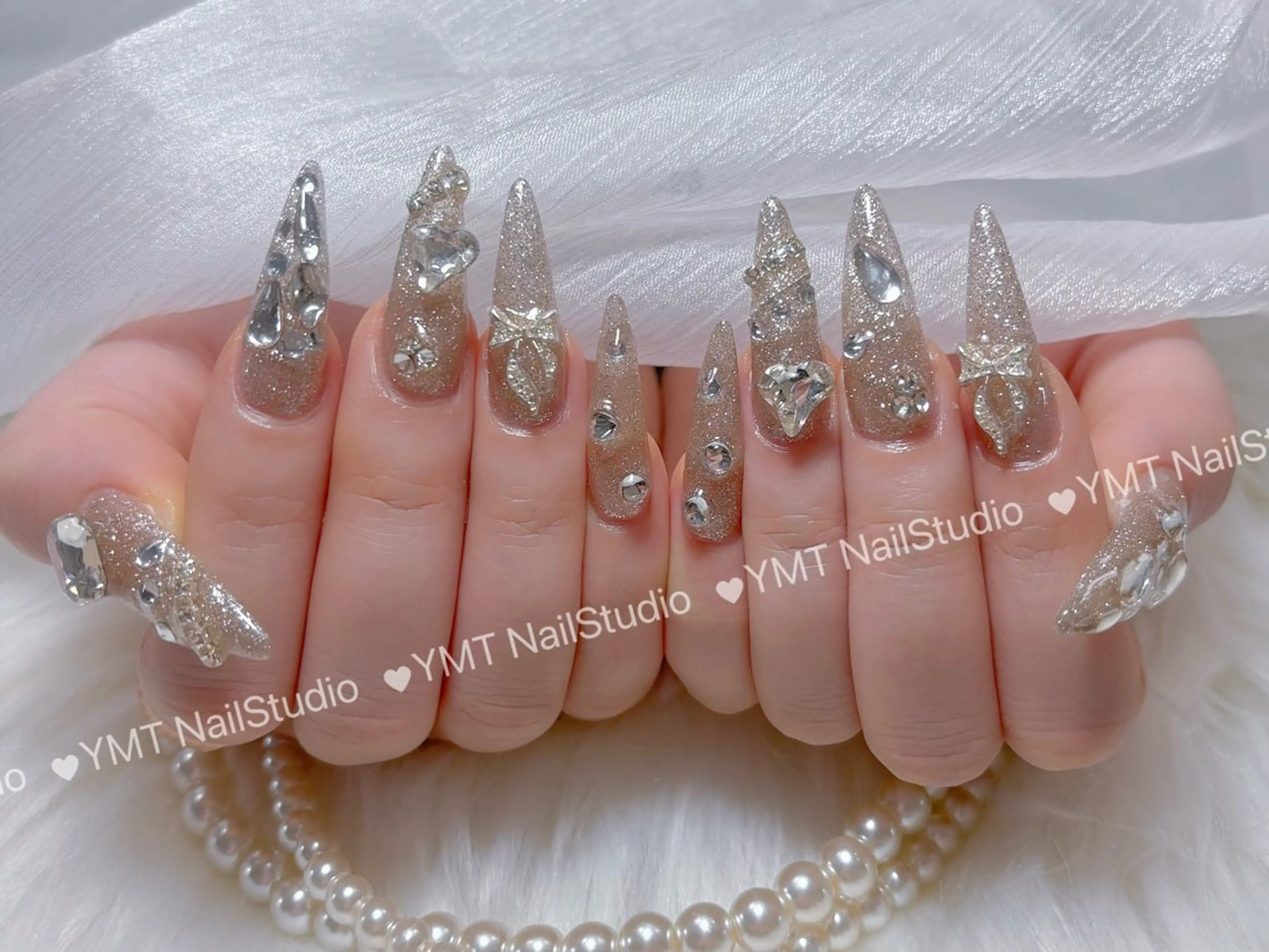 ネイル 長さ出し フットネイル ジェルネイル 韓国ネイル マグネットネイル ハンドネイル YMT NailStudioのネイルデザイン