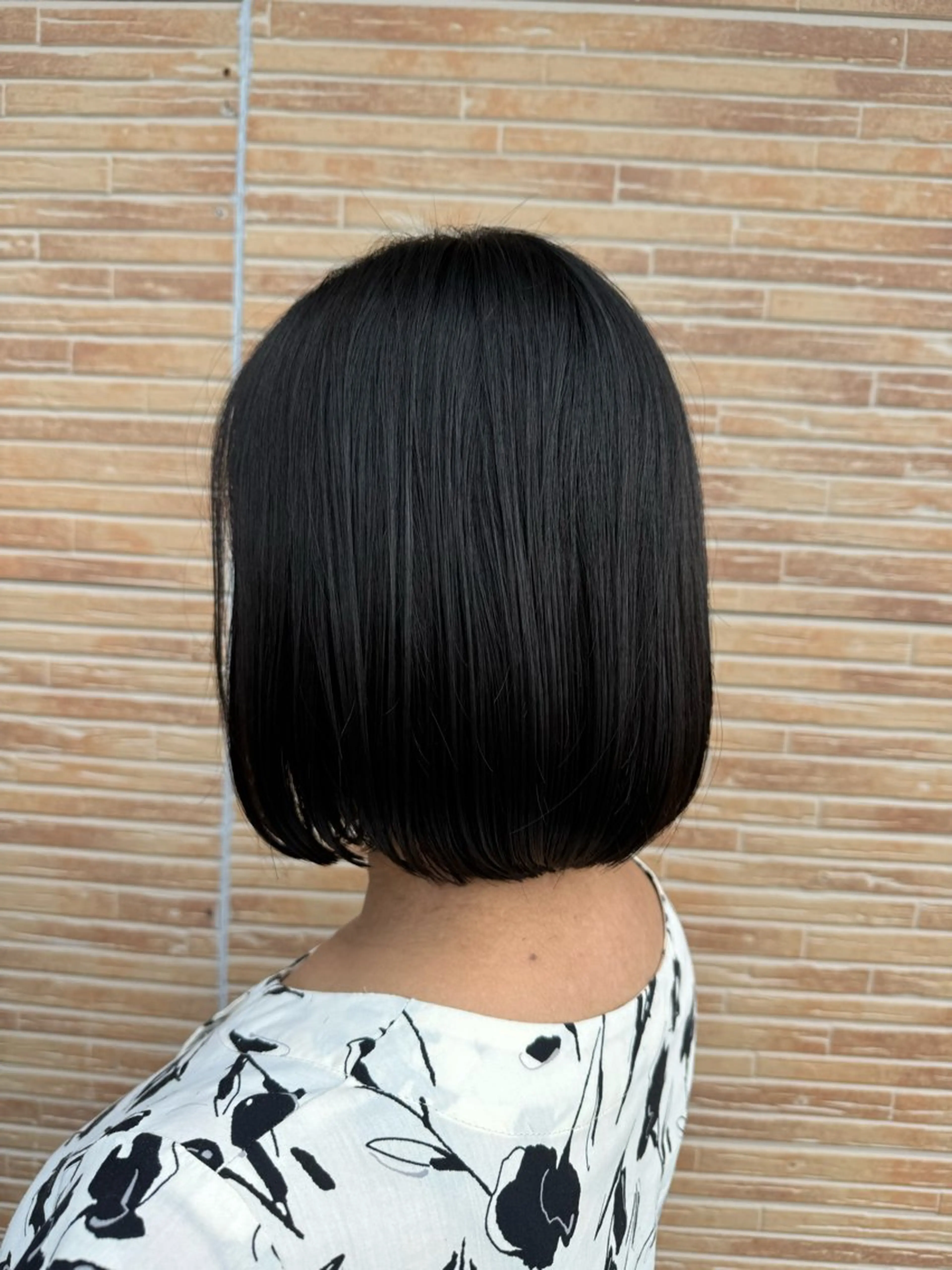 ミディアム 月館 怜奈のヘアスタイル