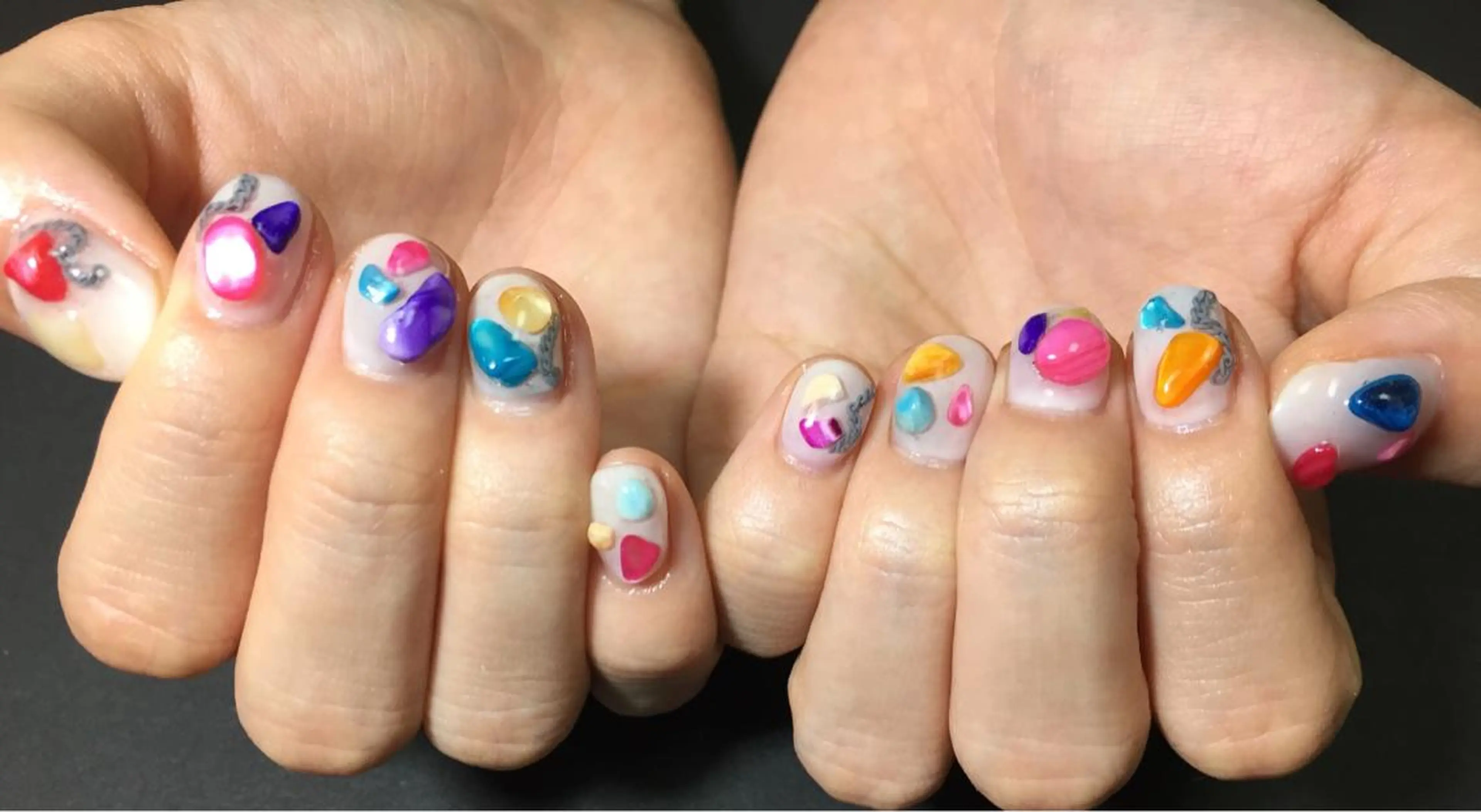 ネイル ｱｲﾗｯｼｭ ﾈｲﾙ ｻﾛﾝ つけるのマツエク・マツパデザイン