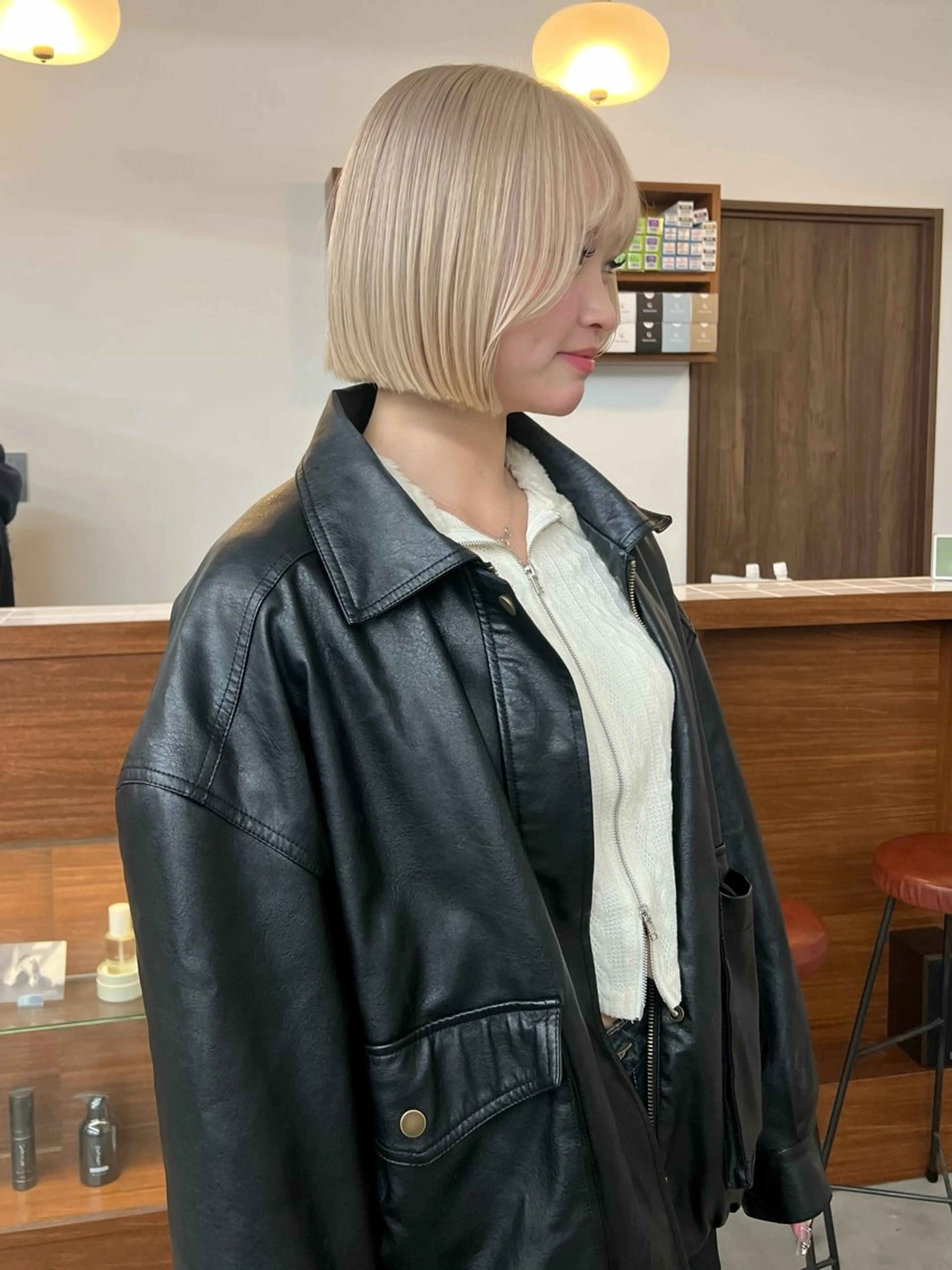 ミディアム いざわりお /梅田/ブリーチのヘアスタイル