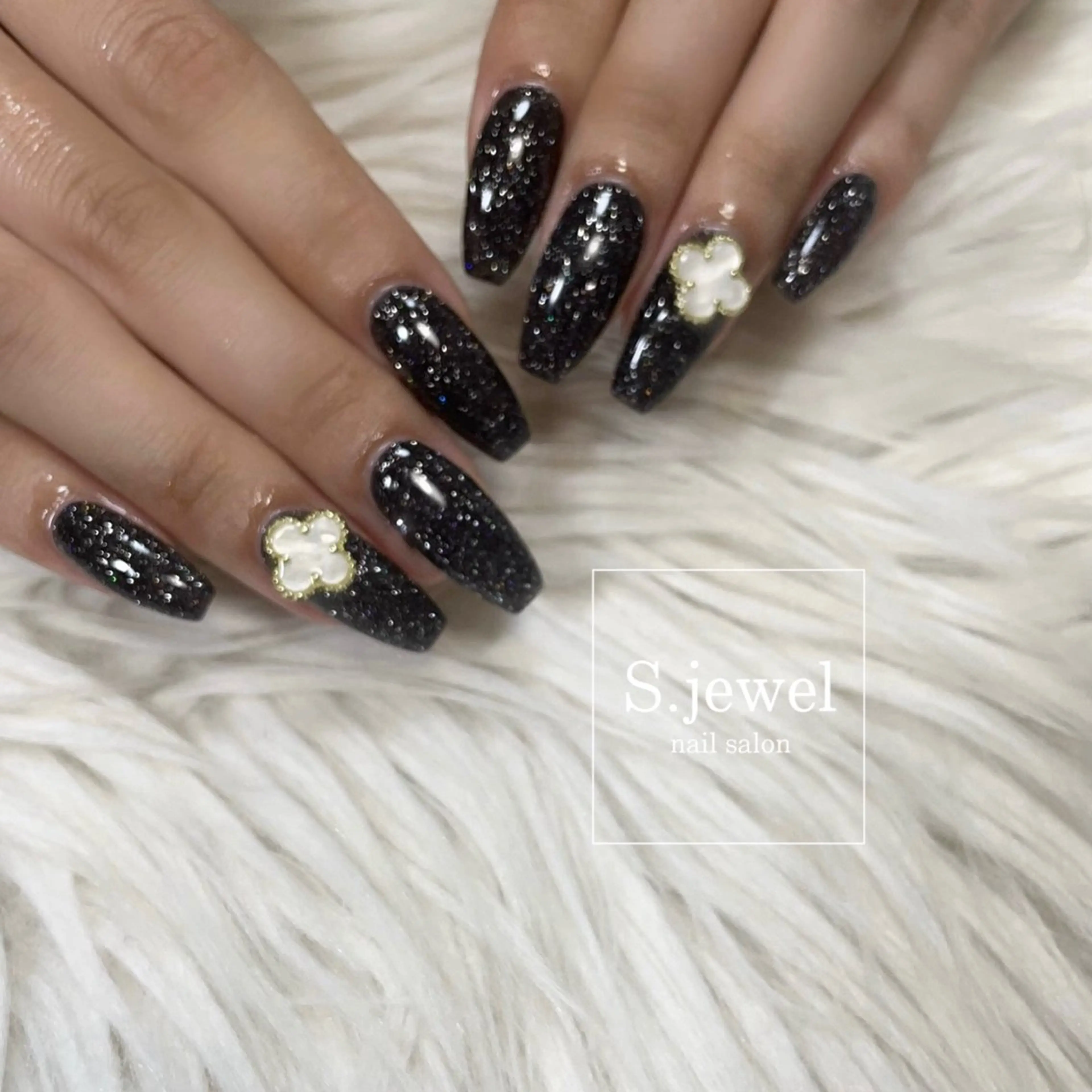 ネイル S♡JEWEL所属・S. JEWELのネイルデザイン