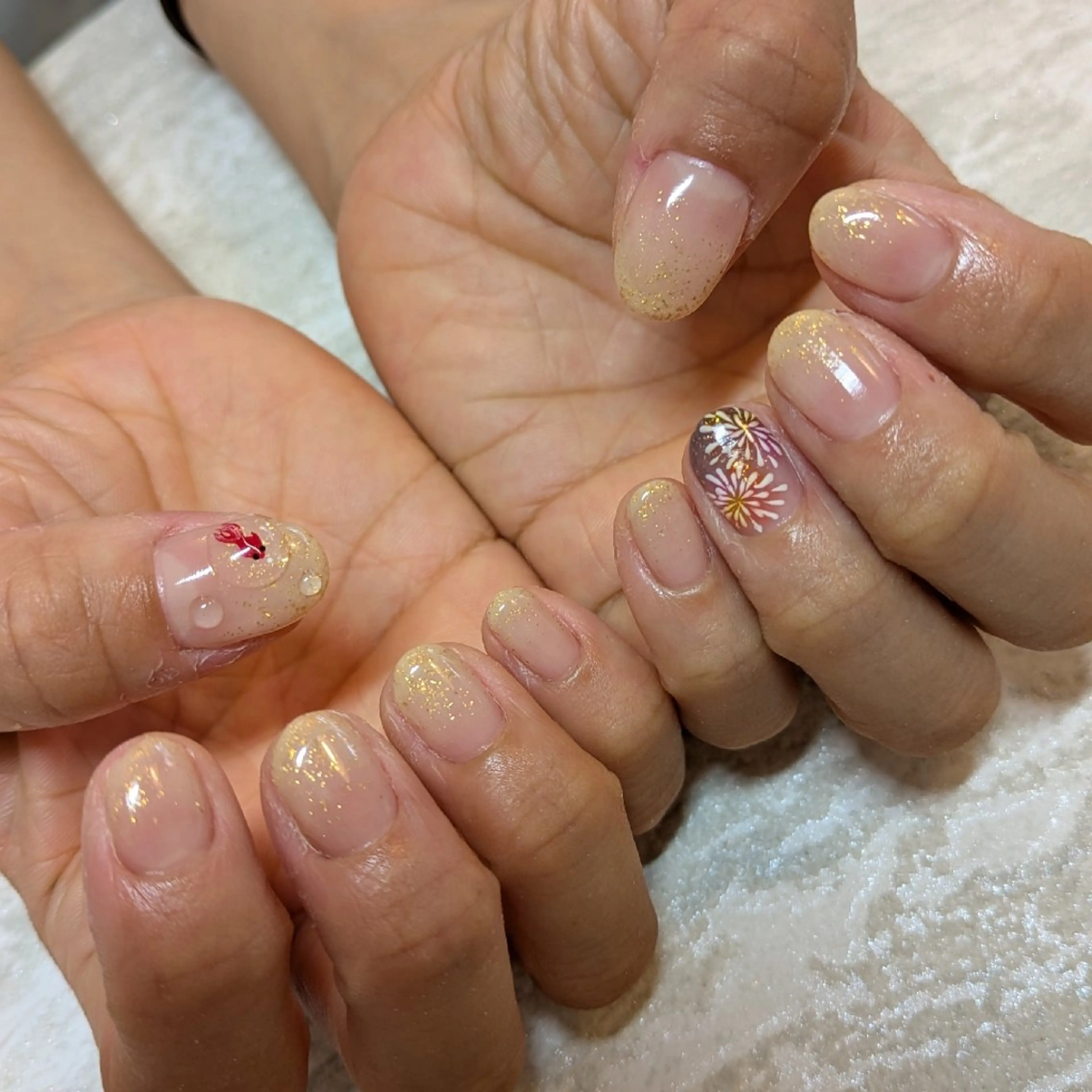 ネイル 夏ネイル ジェヌインネイル 河内のネイルデザイン