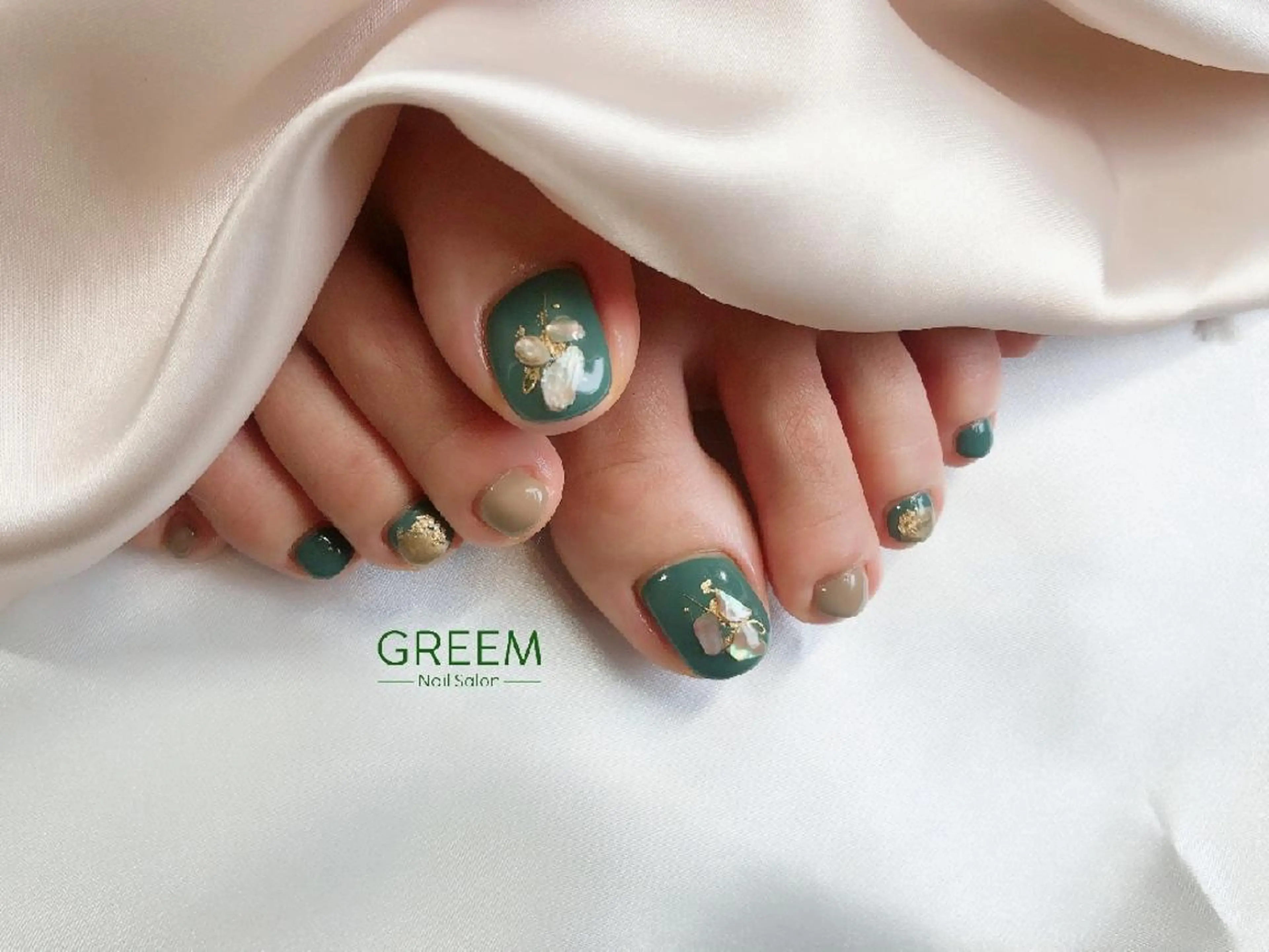 ネイル GREEM グリームのネイルデザイン