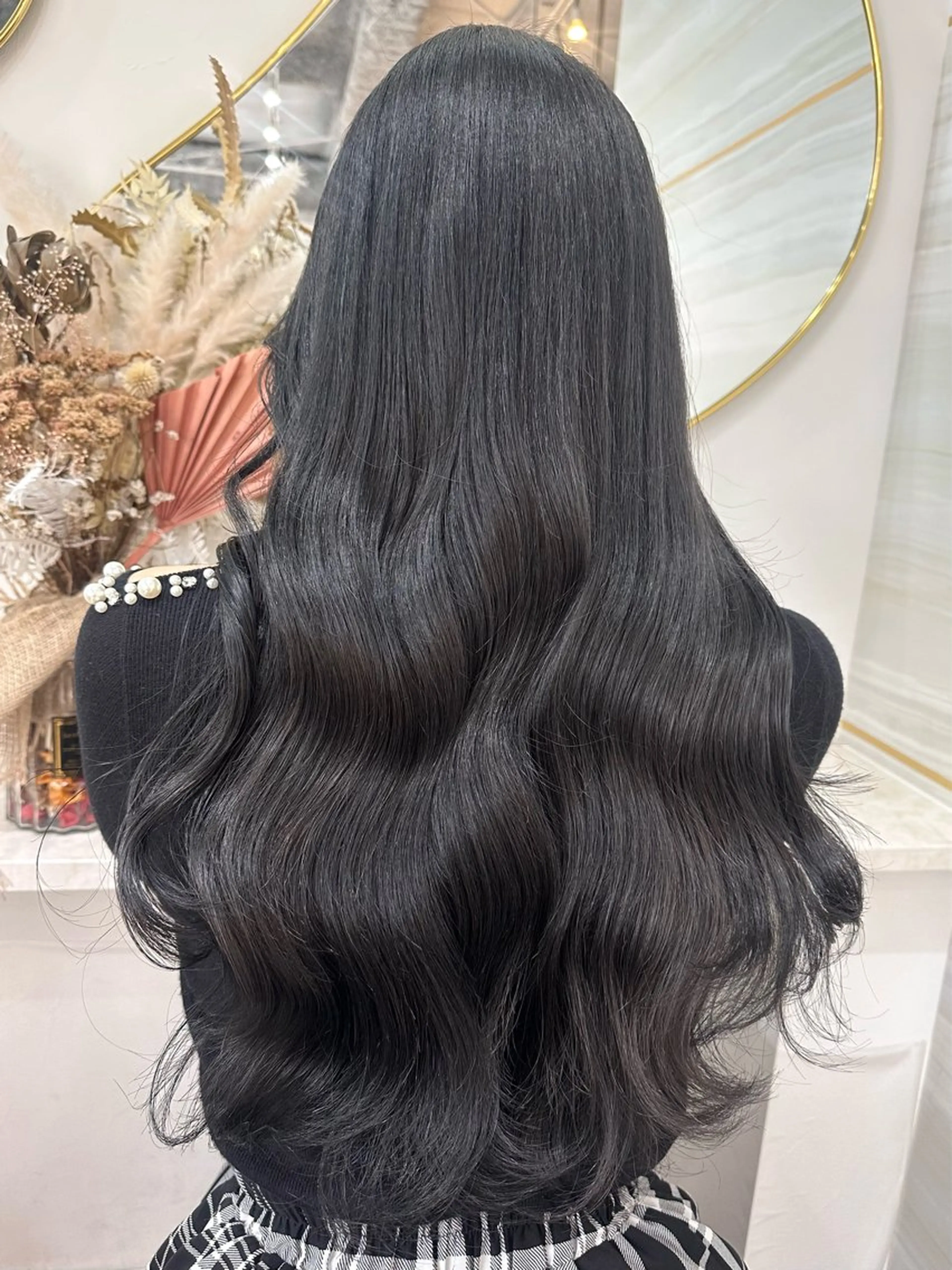 ロング カラー 黒髪 ブルーカラー ブルーブラック 似合わせカット 🐈‍⬛momo🐾 ダブルカラーのヘアスタイル