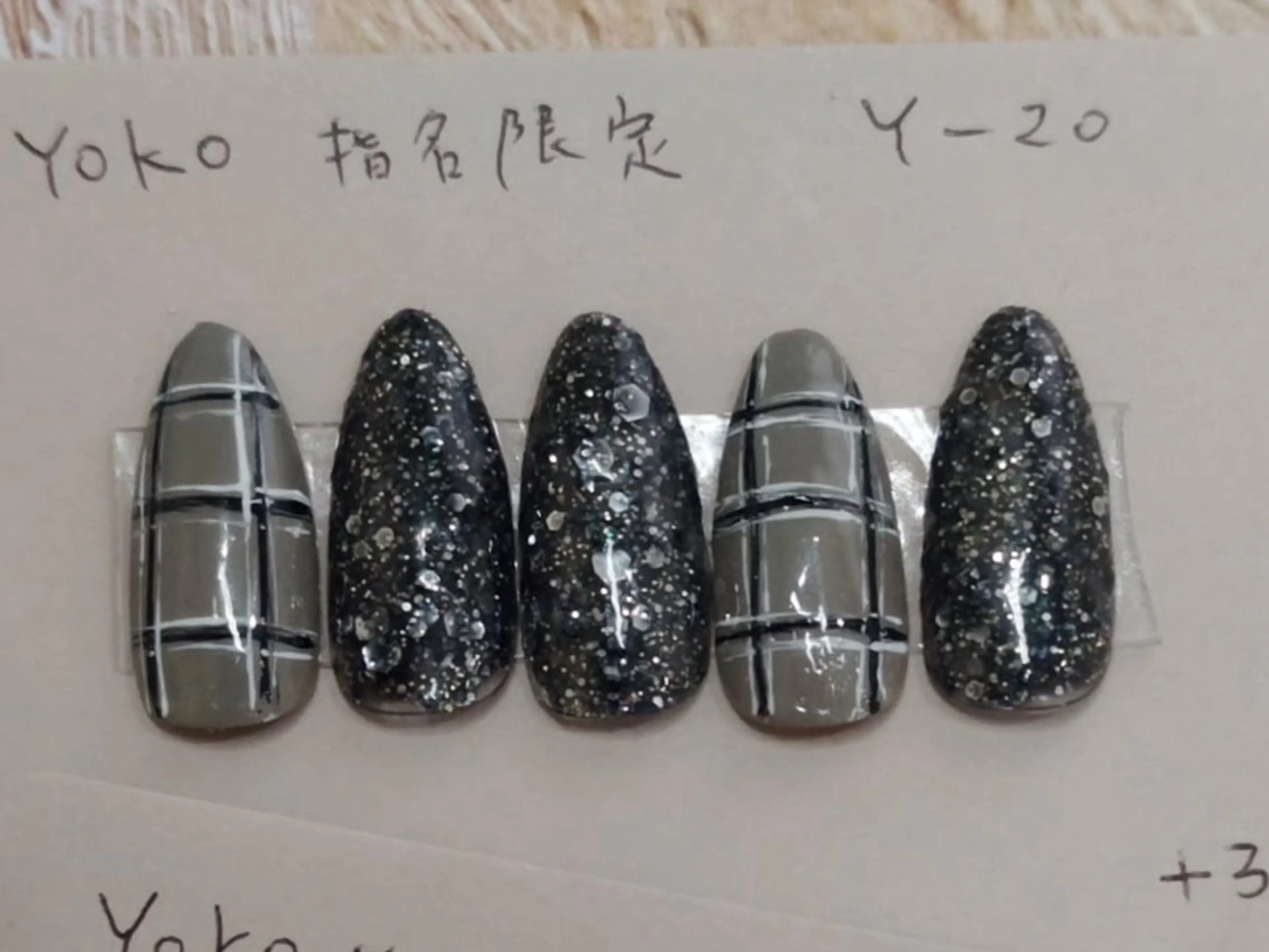 ネイル はあとねいる西新店 yokoのネイルデザイン