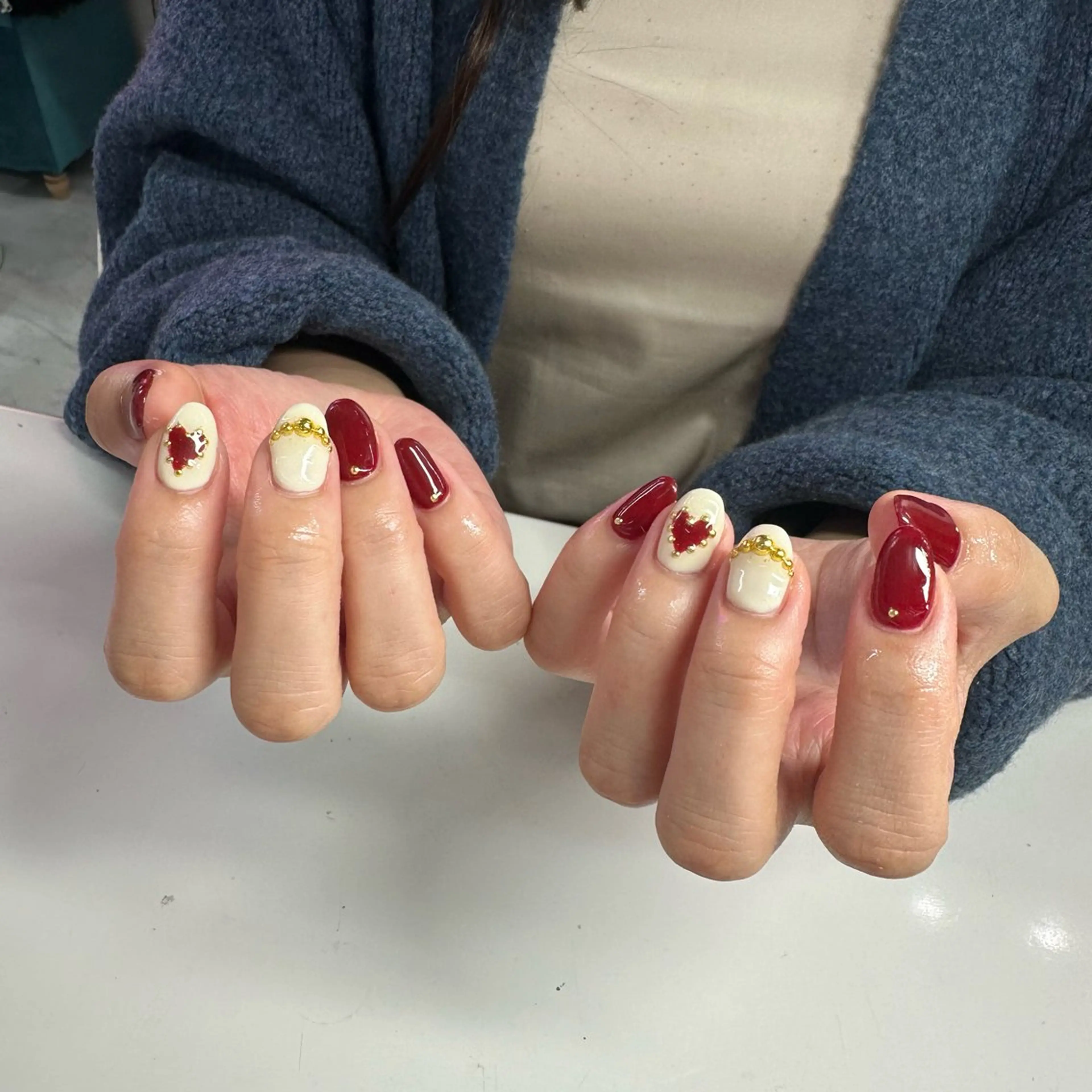 ネイル ハート ハンドネイル WOLTOKYO渋谷 yunaのネイルデザイン