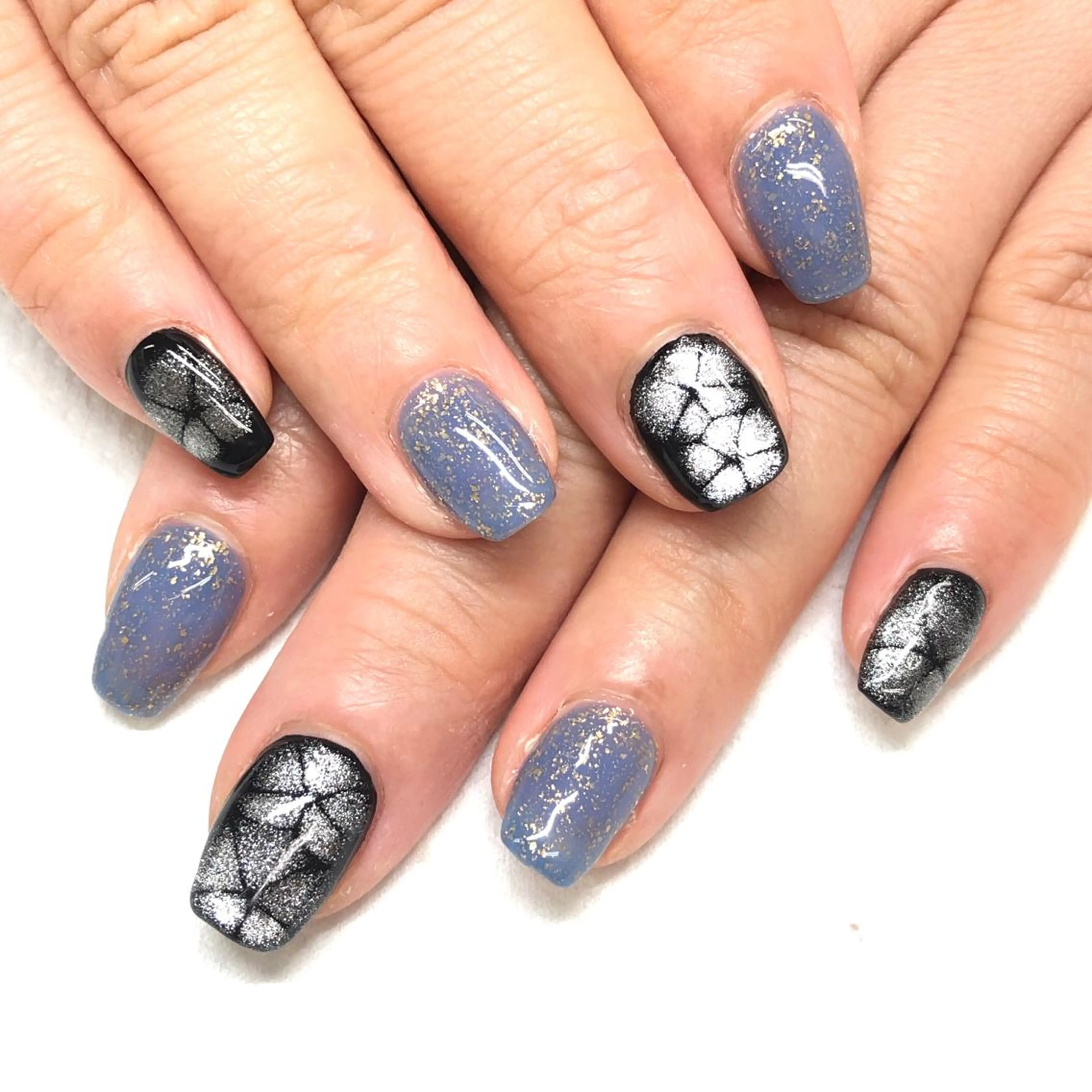 ネイル マグネットネイル ユリシスネイル 担当近藤のネイルデザイン