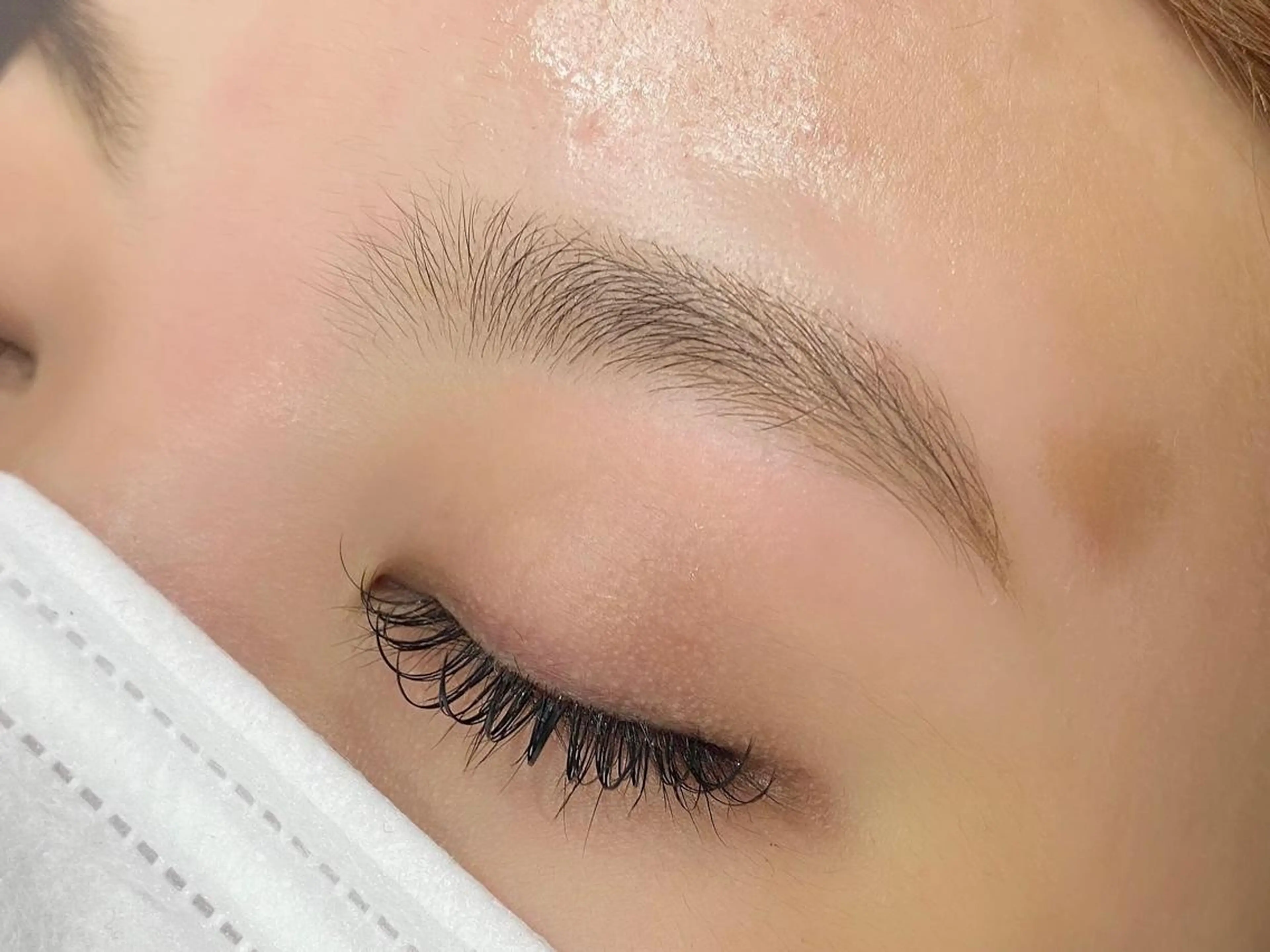 アイブロウ ワックス脱毛 eyelist 大垣のマツエク・マツパデザイン