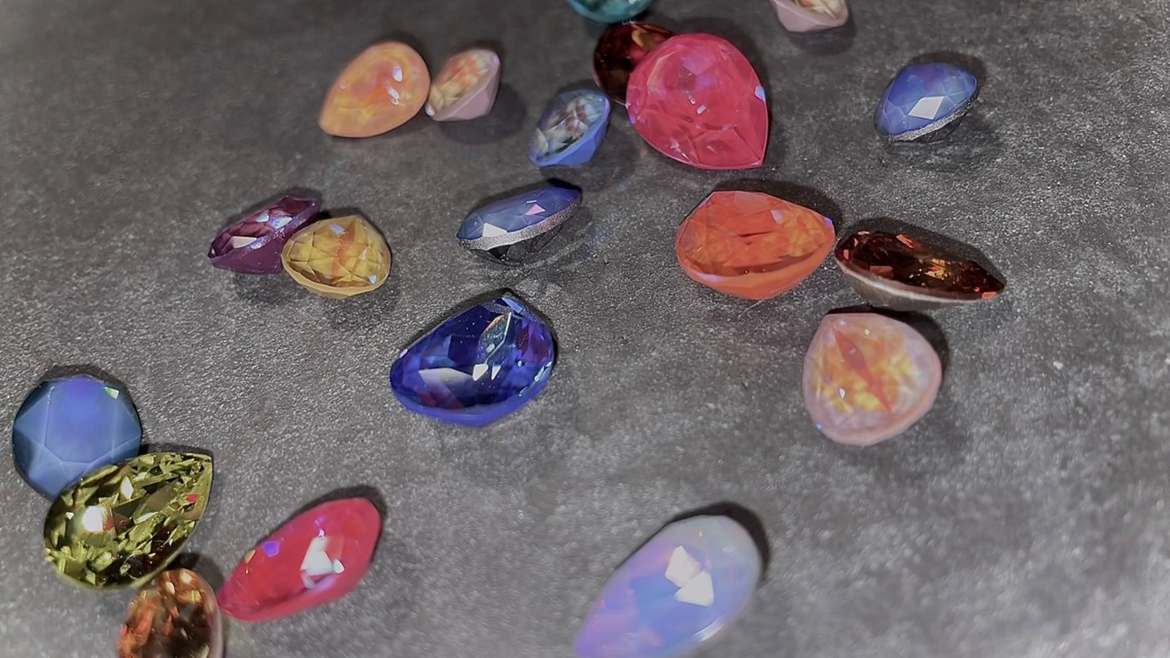 ネイル Spiky とうげ ふうかのネイルデザイン