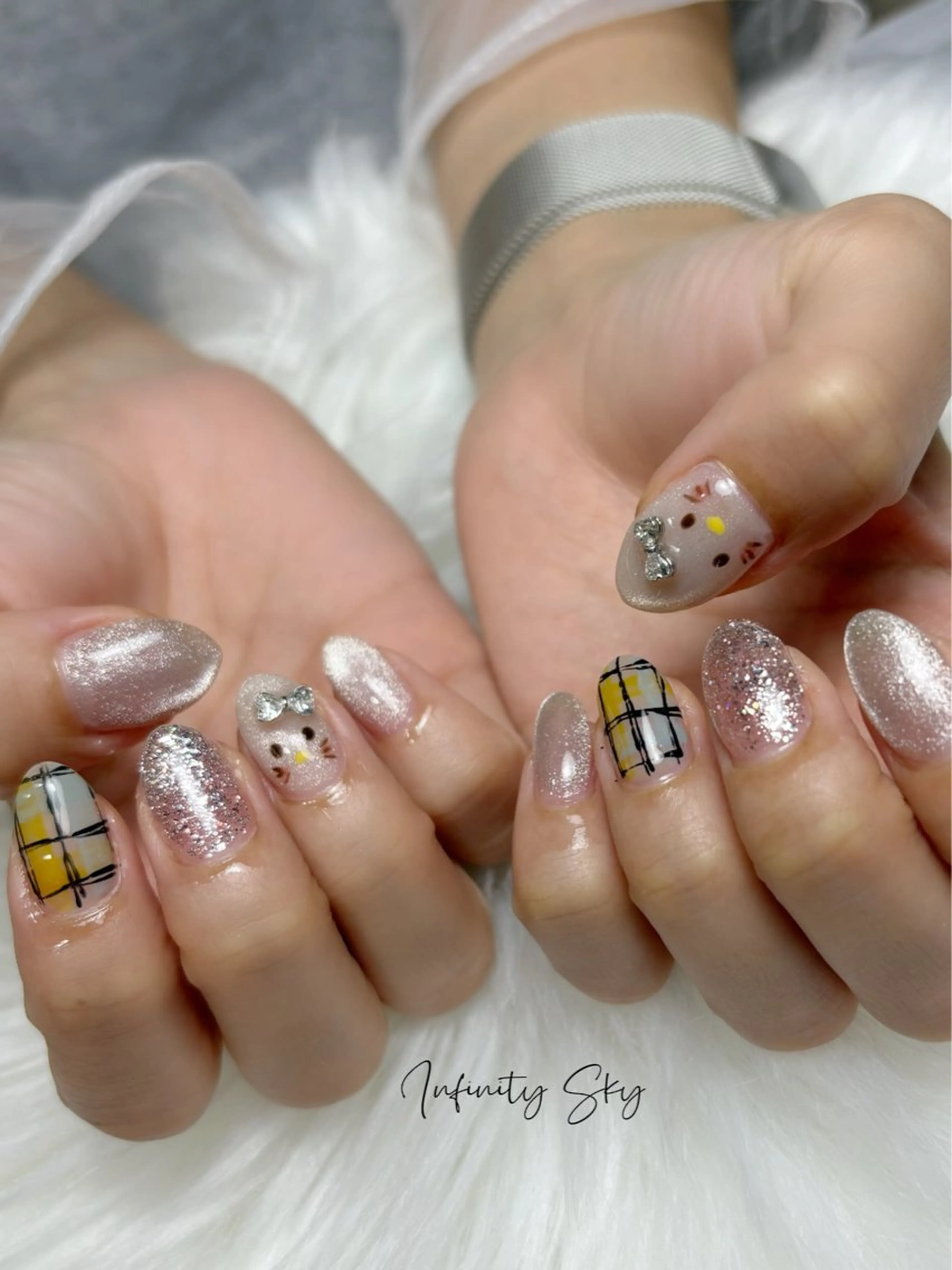 ネイル infinity skyのネイルデザイン