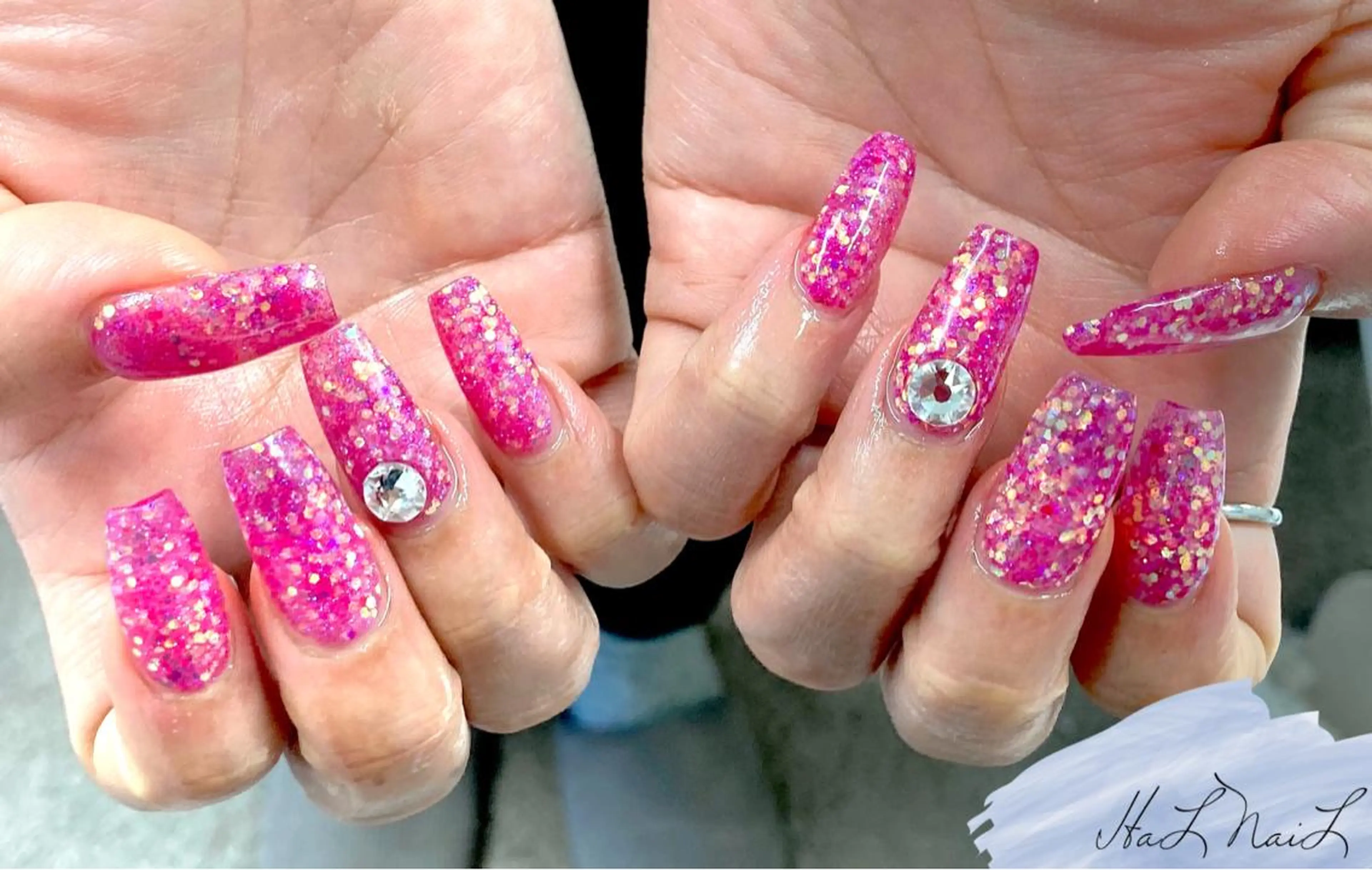 ネイル ホログラムネイル スカルプネイル HaL NaiLのネイルデザイン