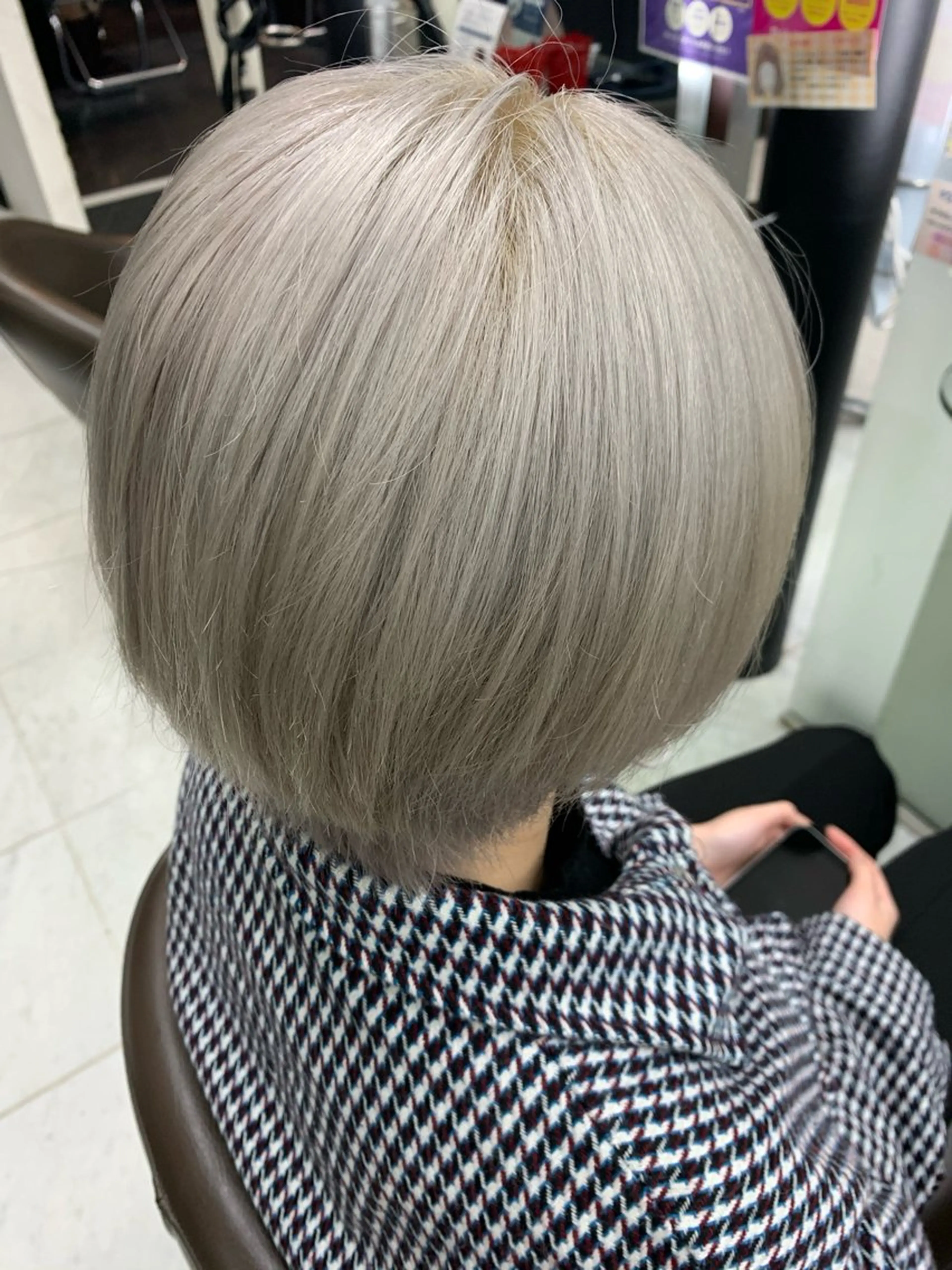 ショート カラー ヘアカラー 向田 真也のヘアスタイル