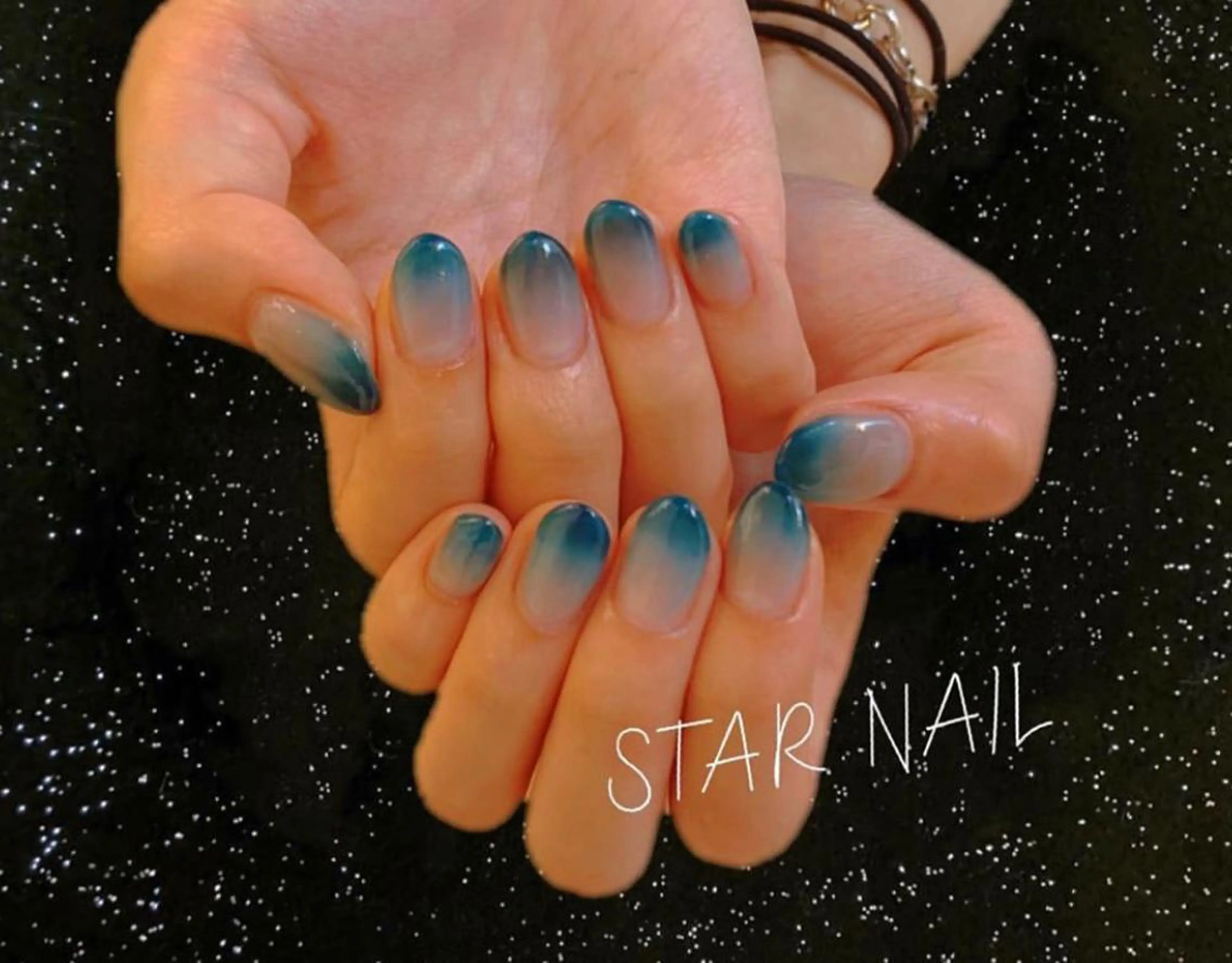 ネイル グラデーション ハンドネイル STAR NAILのネイルデザイン