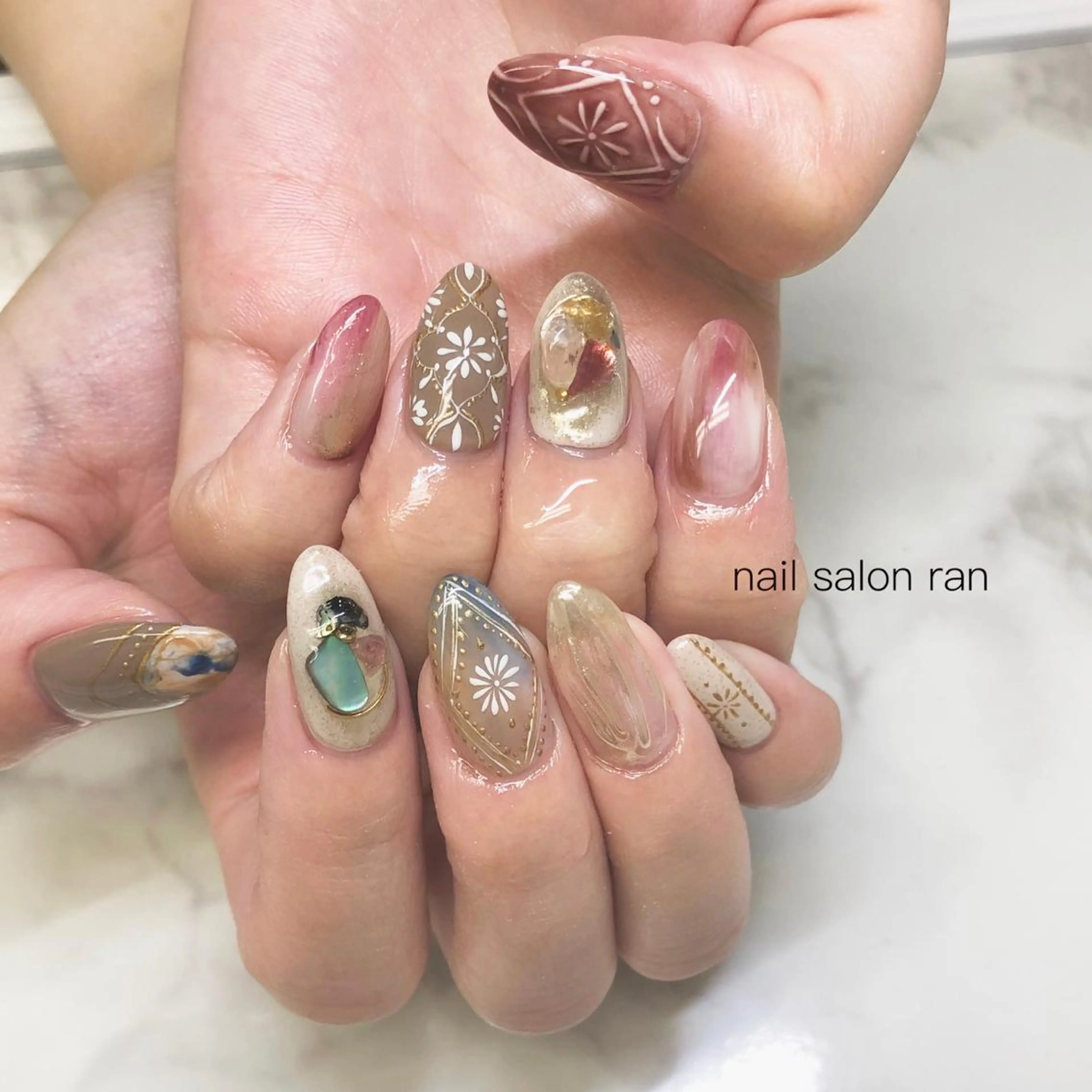 ネイル アートネイル 持ち込み nailsalon ranのネイルデザイン
