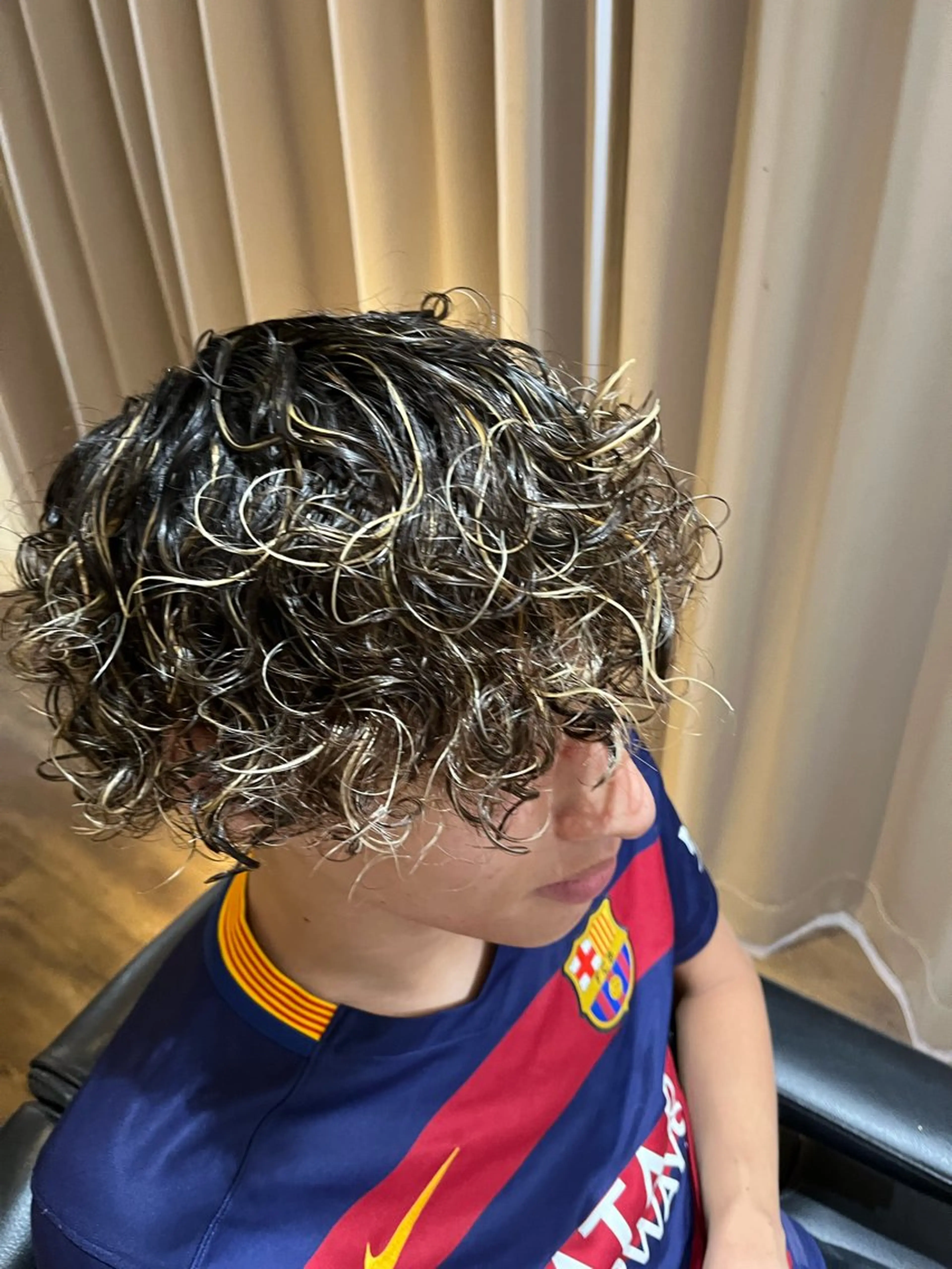 ミディアム メンズ 李 泰宇のヘアスタイル