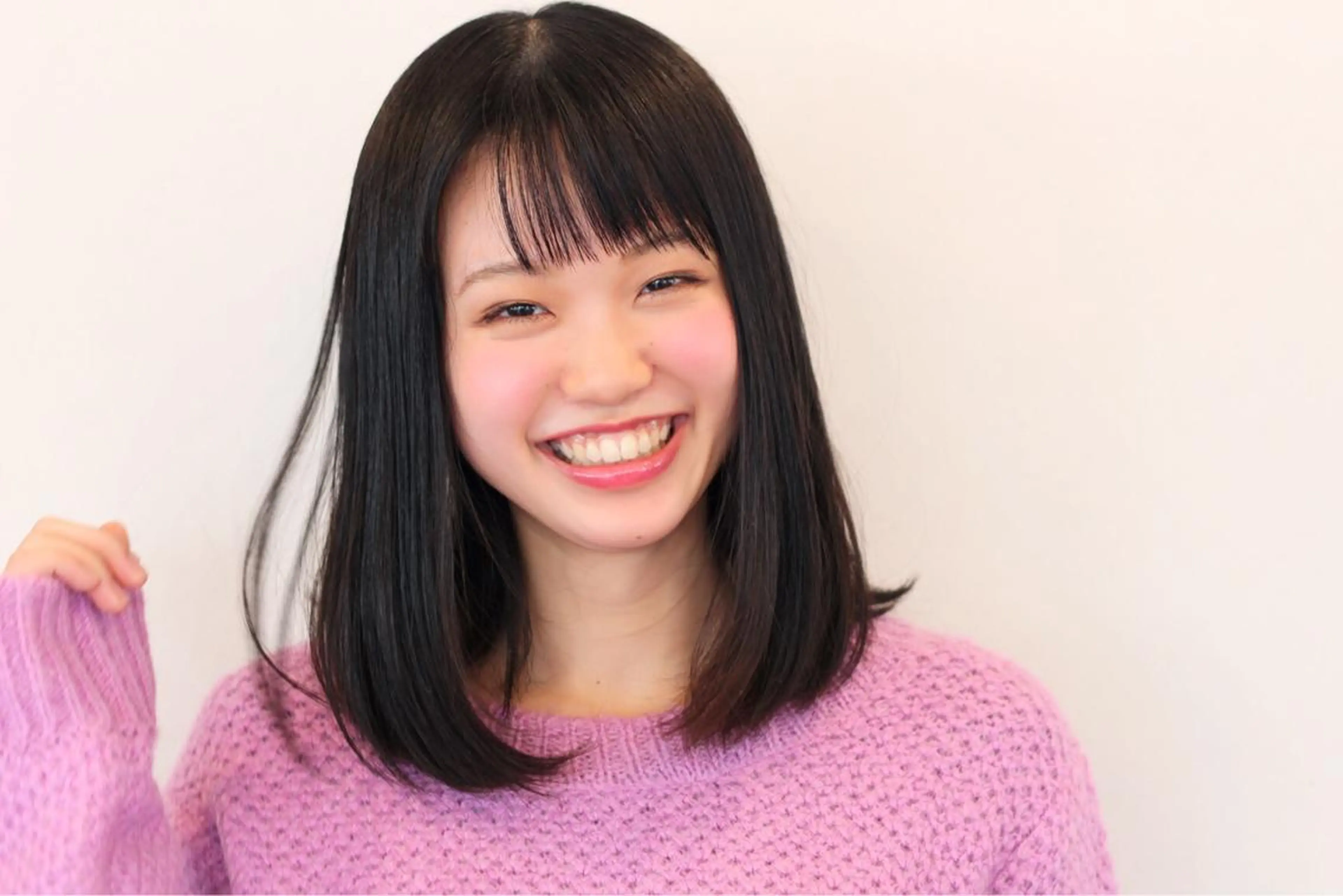 セミロング カラー 小西 裕大のヘアスタイル