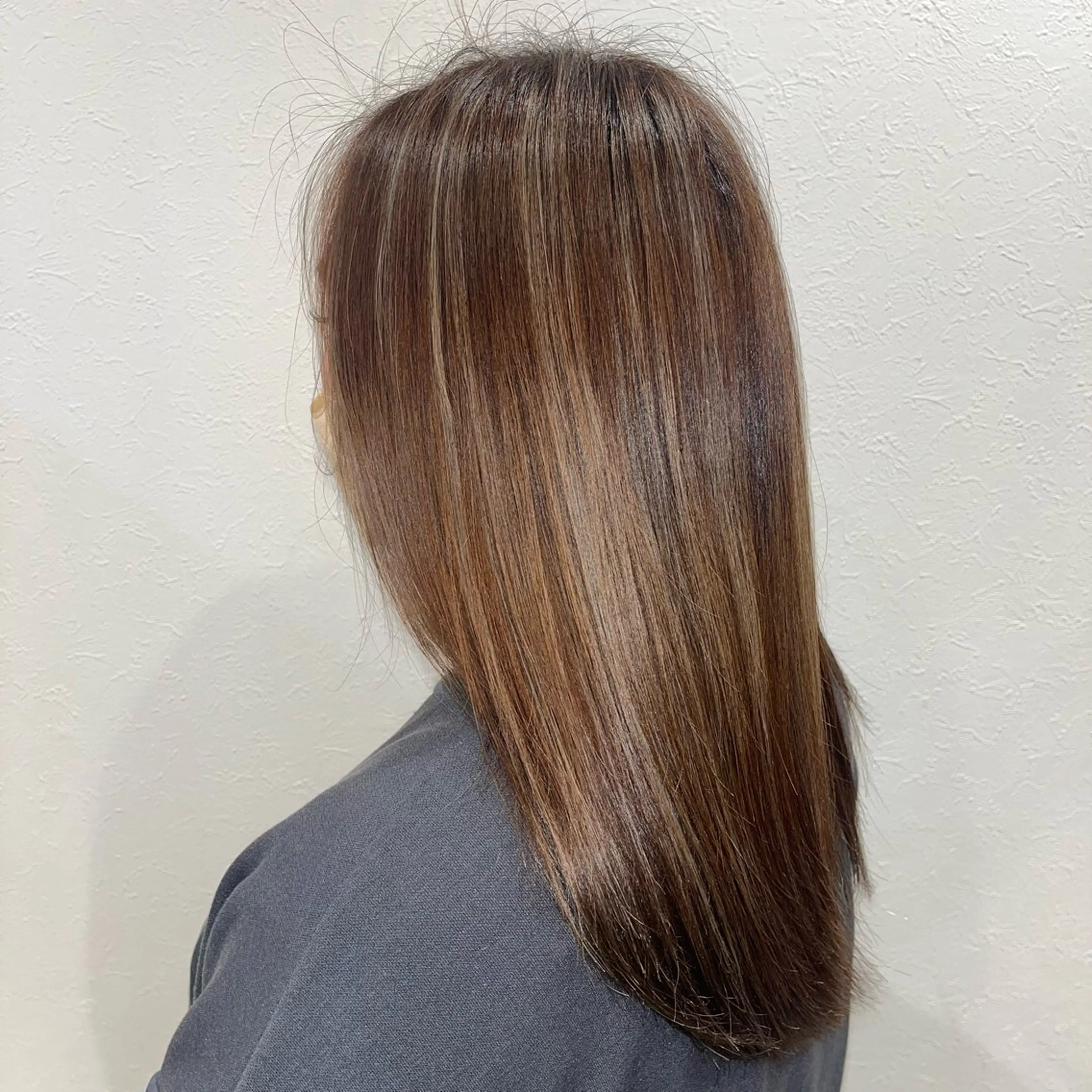 カラー ハイライトカラー 加藤 菜々子のヘアスタイル