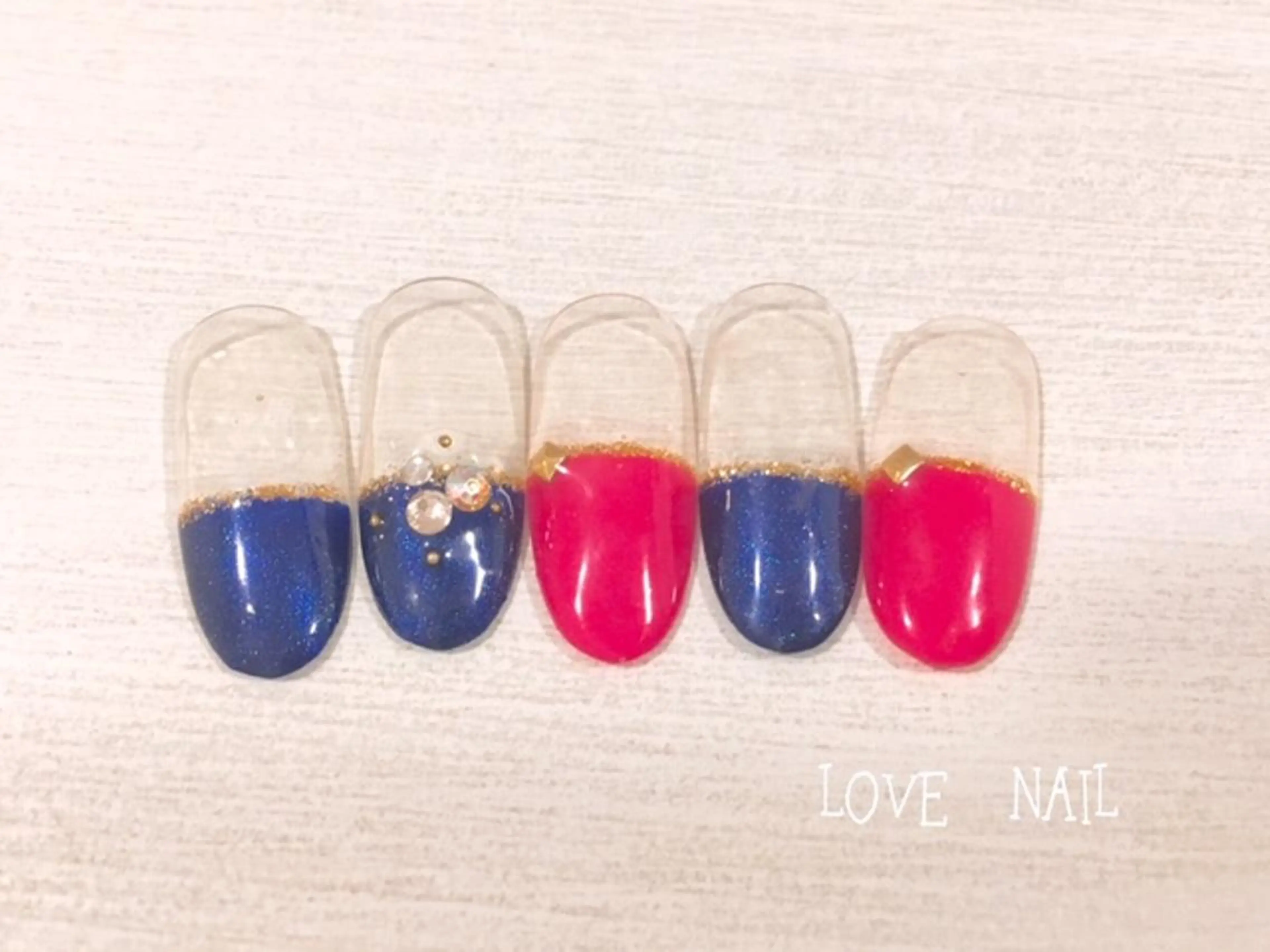 ネイル LOVE NAIL 💕Sonoのネイルデザイン