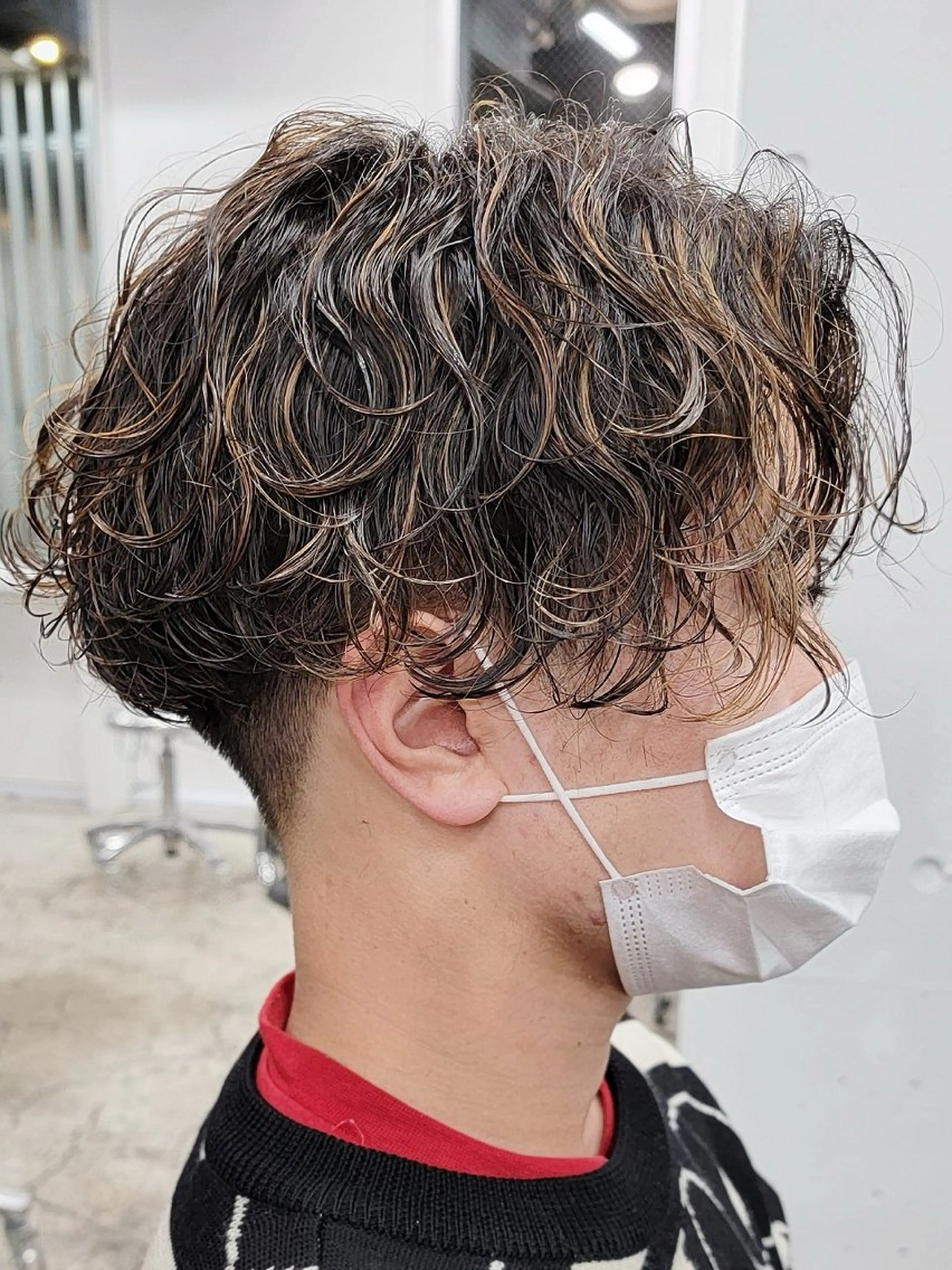 パーマ メンズ フェザーパーマ マッシュ メンズパーマ 学生（メンズ向け） メンズツイストパーマ パーマ fifth/原宿/ シャドウパーマ/カズのヘアスタイル