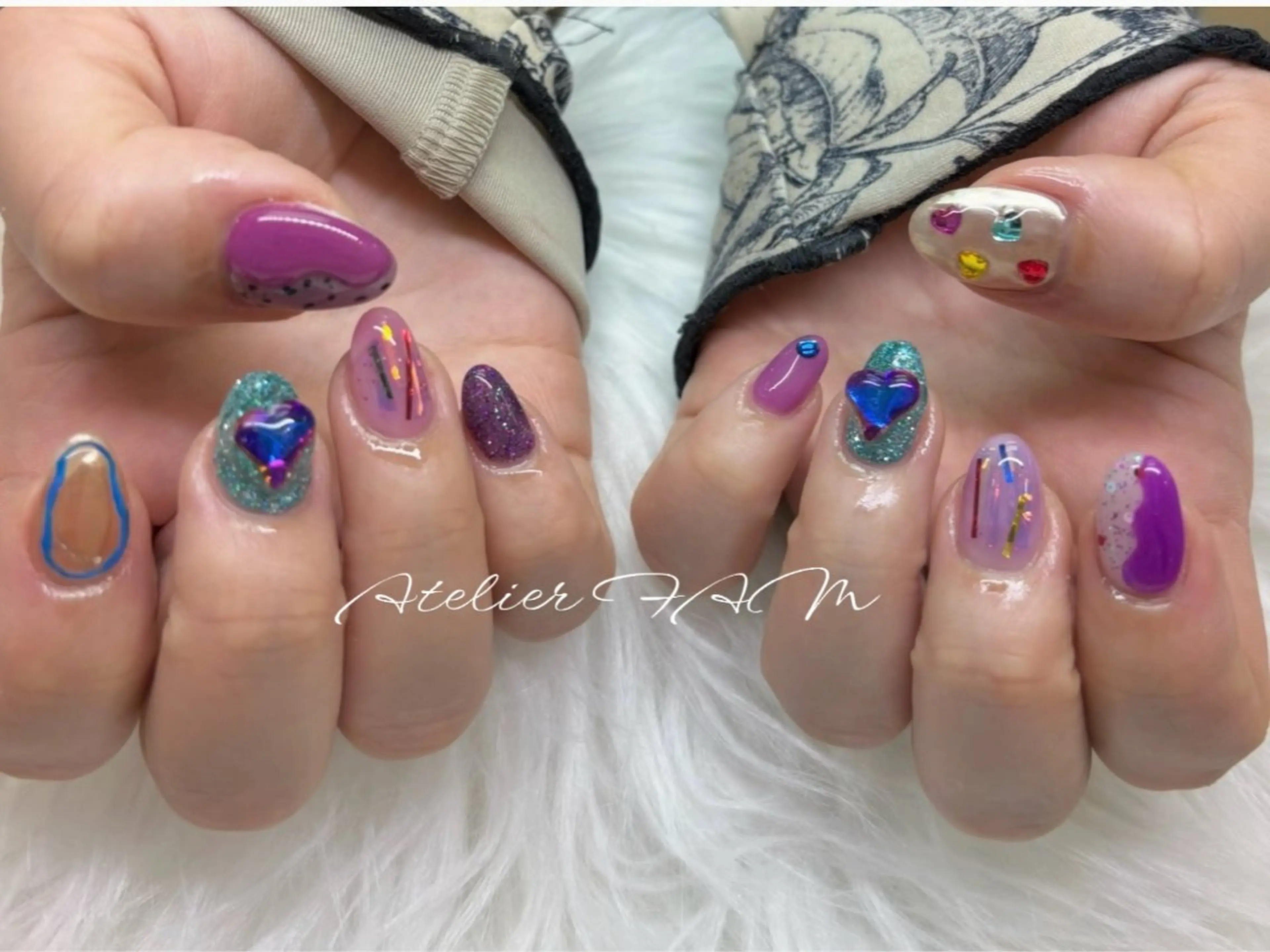 セミロング ハンドネイル アトリエ FAMのネイルデザイン
