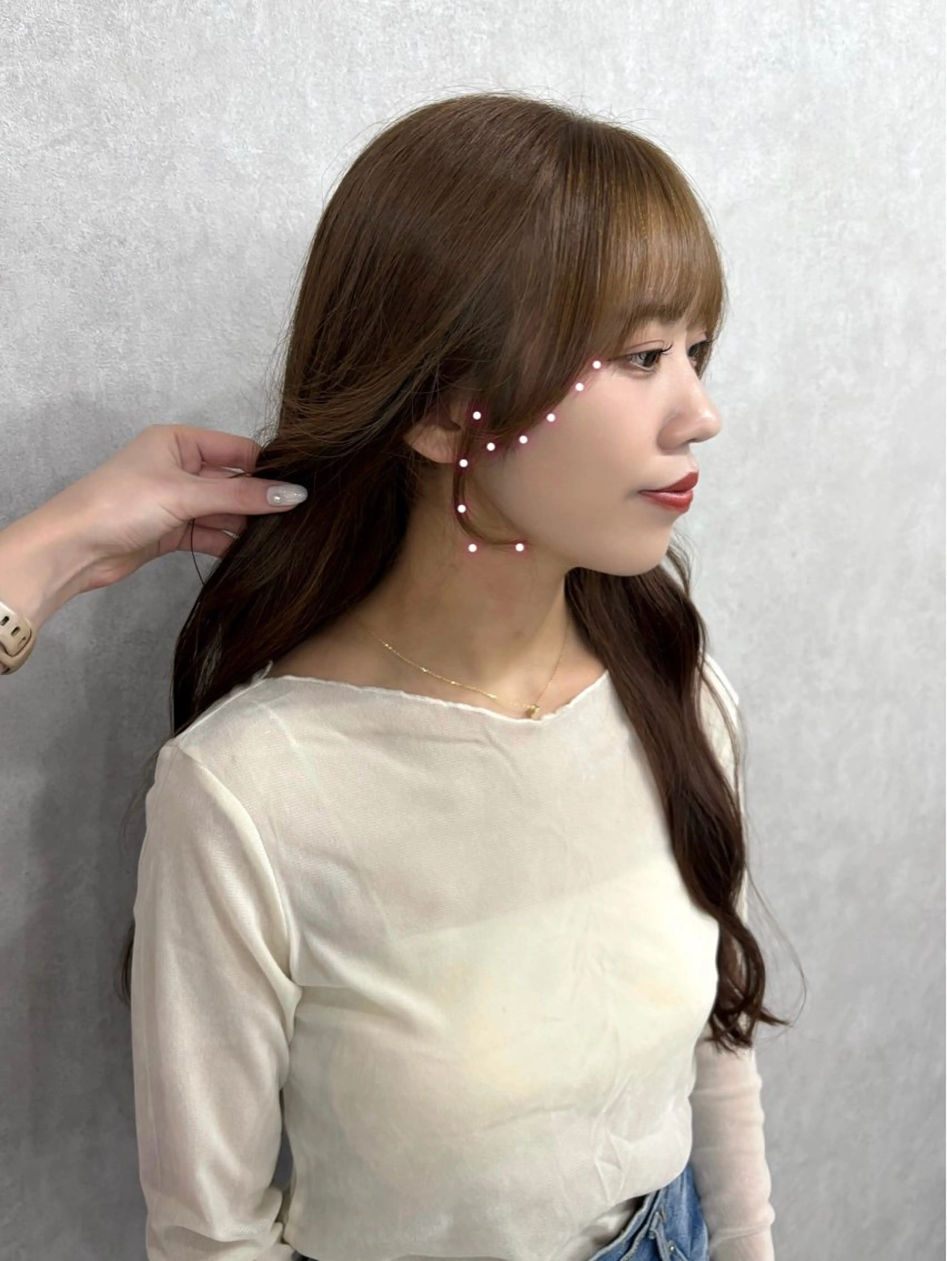 ロング カラー ベージュカラー カット ヘアカラー 盛れる顔まわり✨🎀 レイヤー別所好葉のヘアスタイル