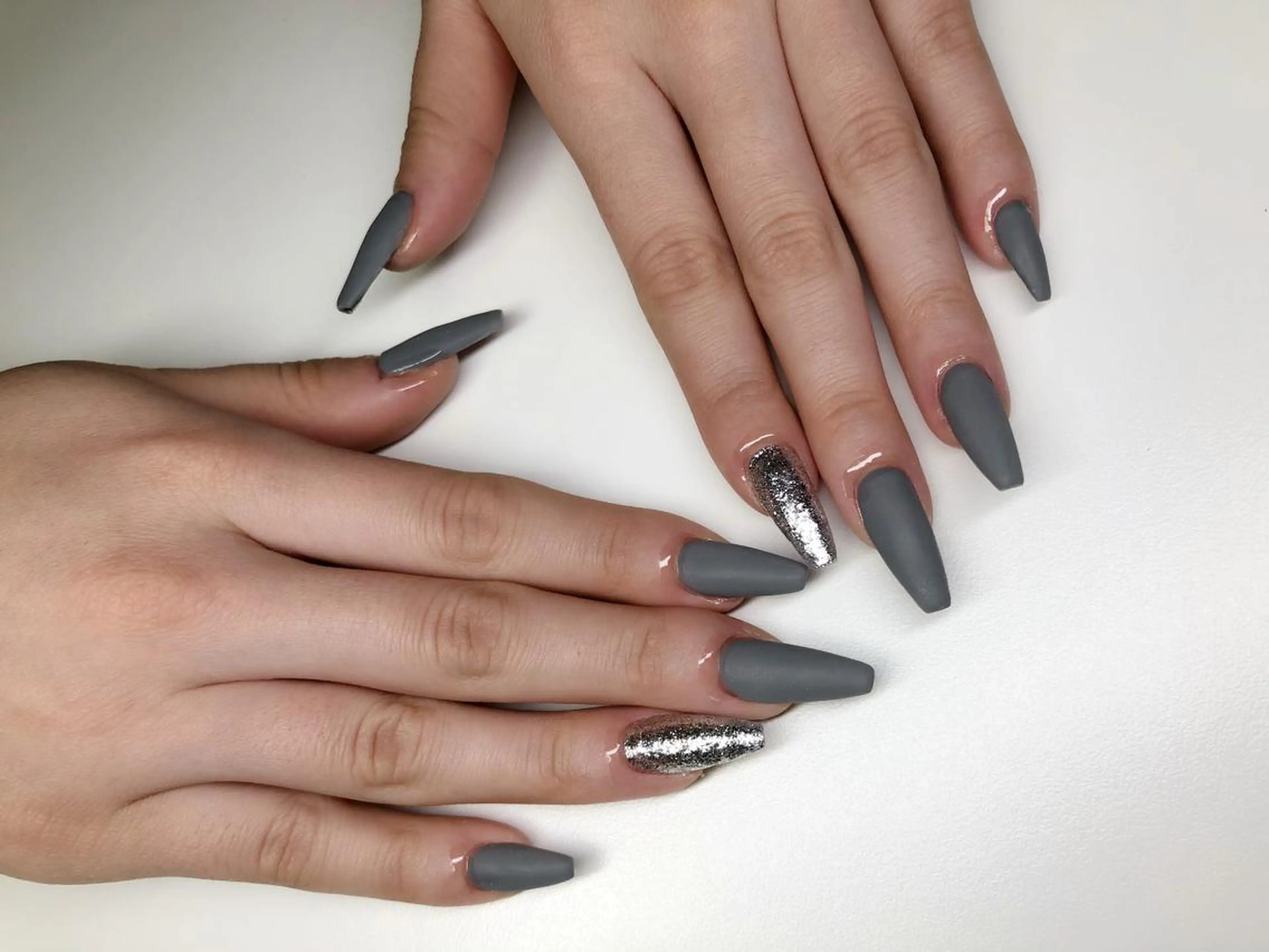 ネイル 長さ出し ジェルネイル ラメ(グリッター) ラメグラデーション ロングネイル ハンドネイル Nail Salon espritのネイルデザイン