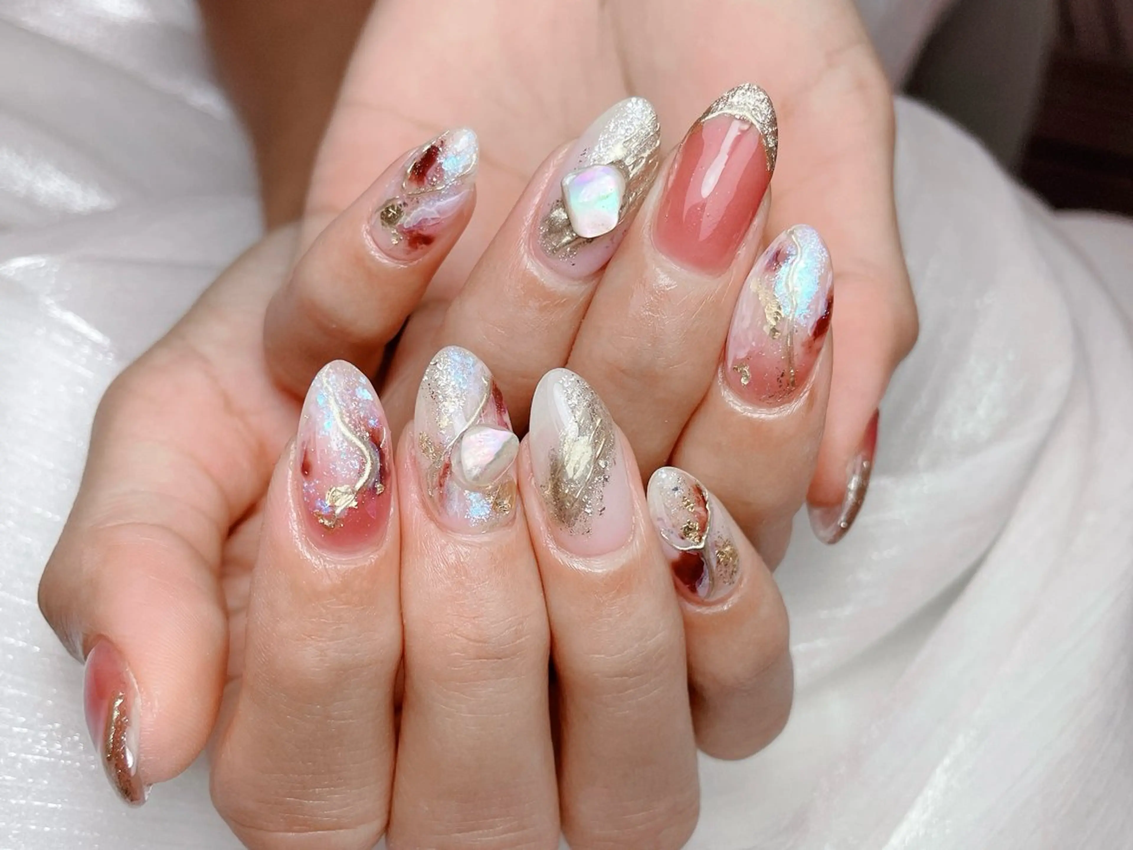 ネイル 長さ出し フットネイル フレンチネイル ジェルネイル ガーリー ハンドネイル NYネイルサロン 千葉中央店のネイルデザイン