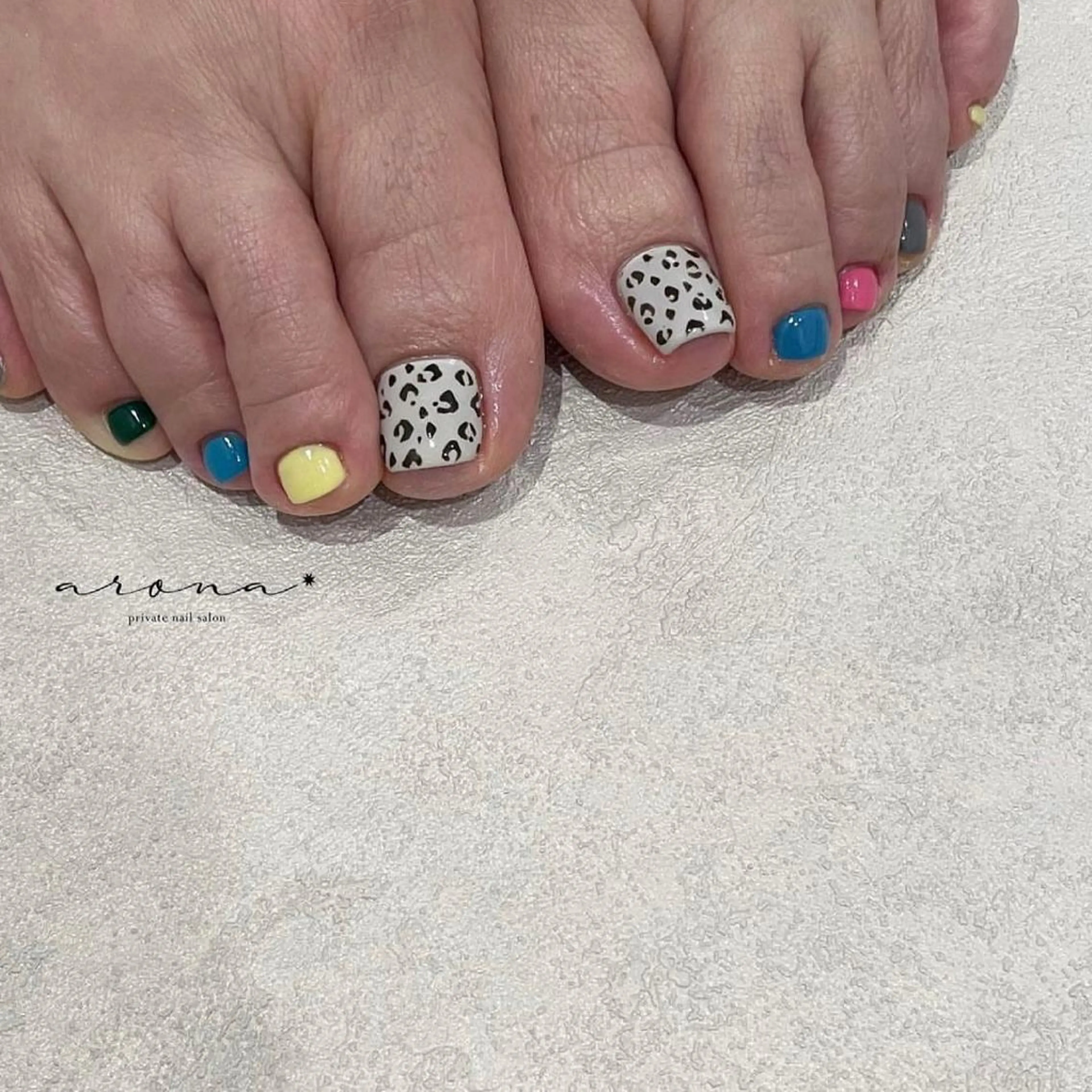 ネイル アニマル柄 nail salon ✷aronaのネイルデザイン