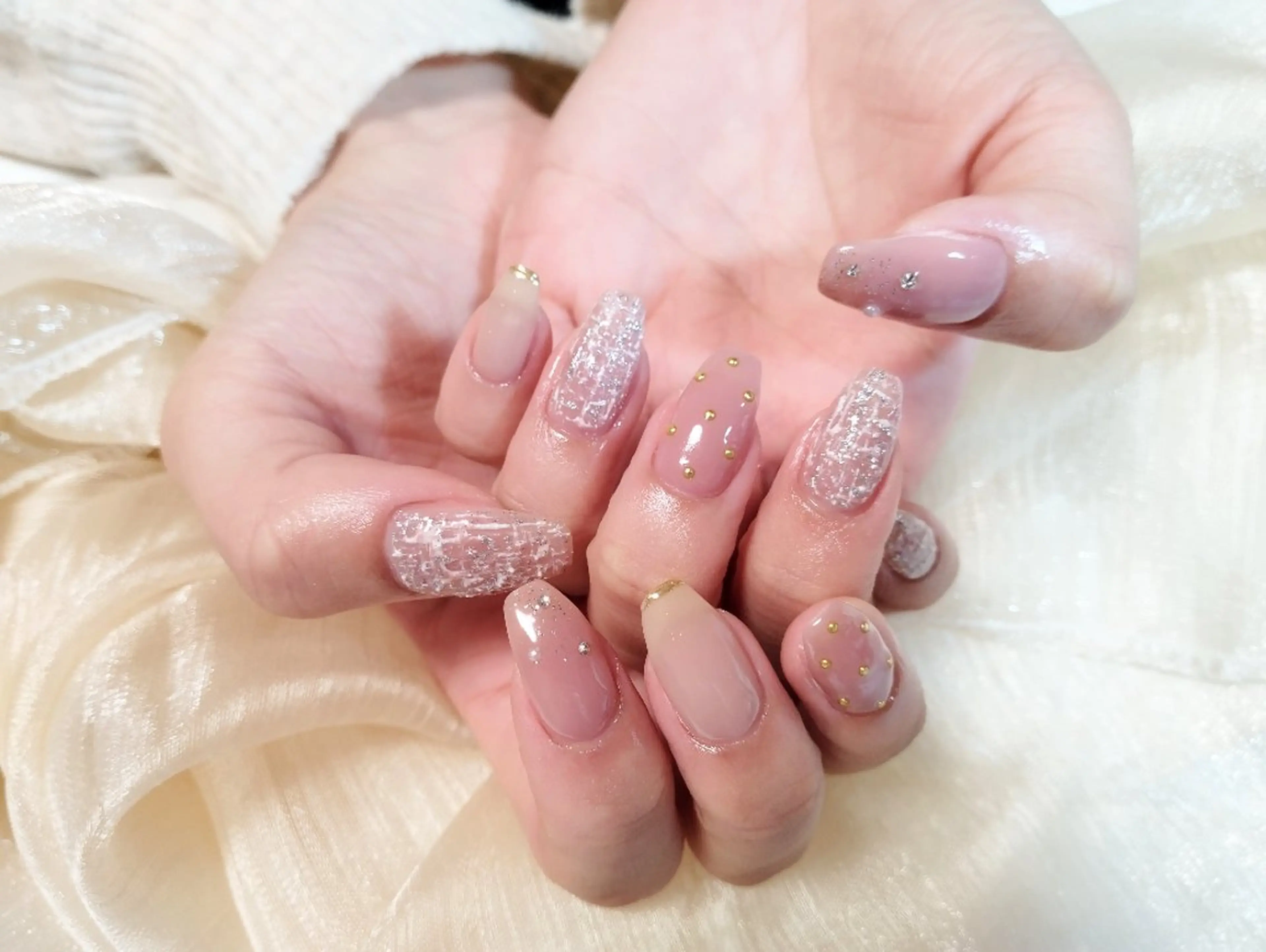 ネイル ツイードネイル ハンドネイル ハンドケア ＤI'A ネイルサロンのネイルデザイン