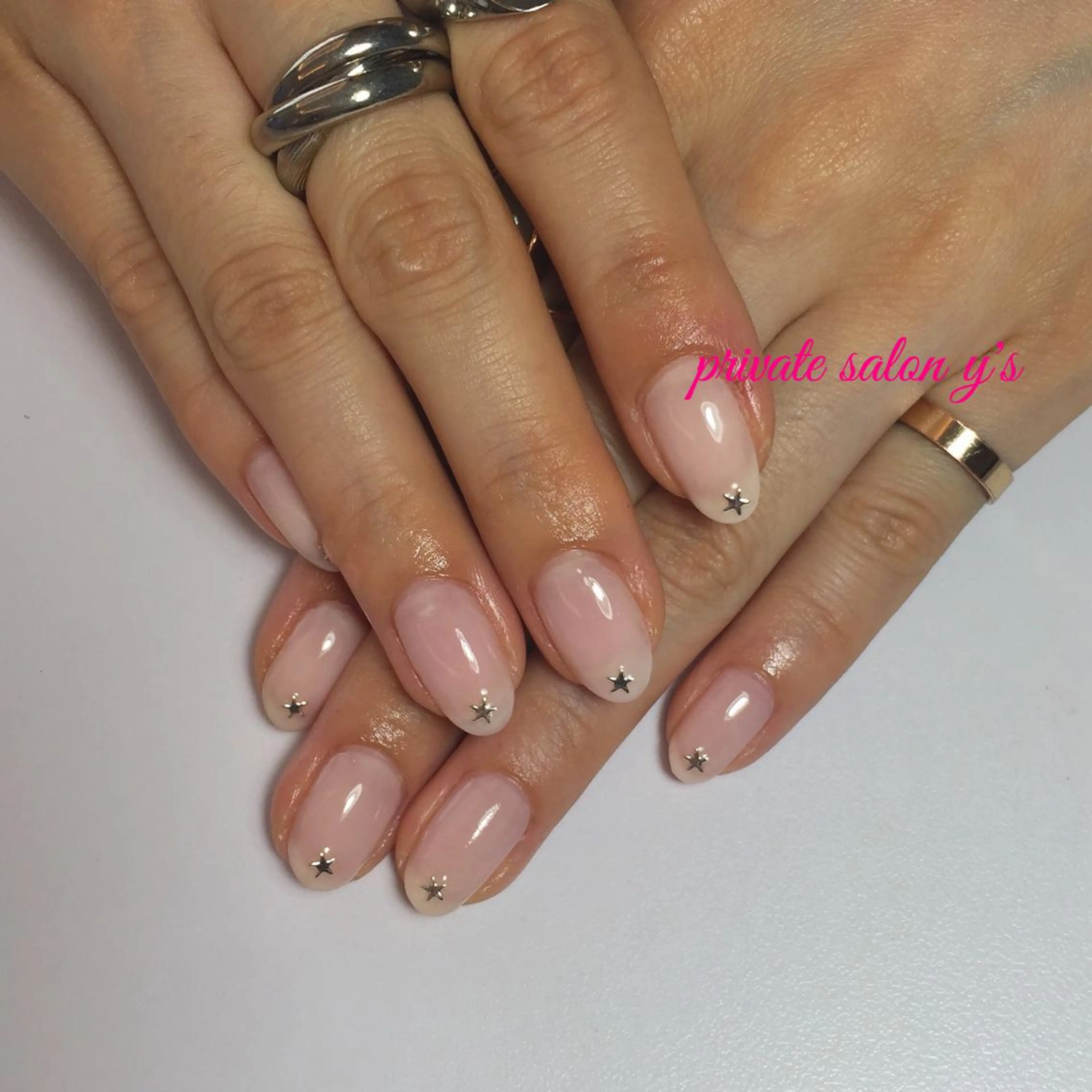 ネイル y' sのネイルデザイン